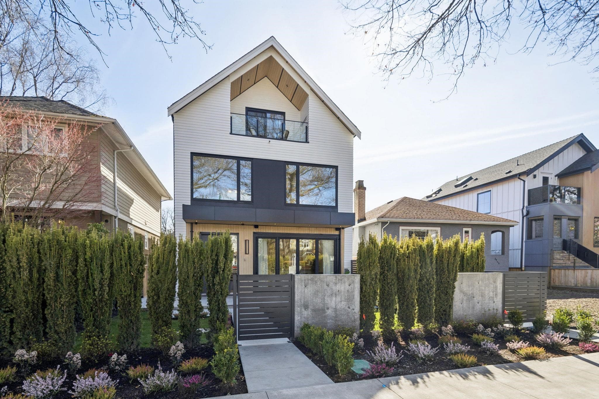 2 - 3036 W 13th Avenue, Vancouver, V6K 2V2 — photo 1