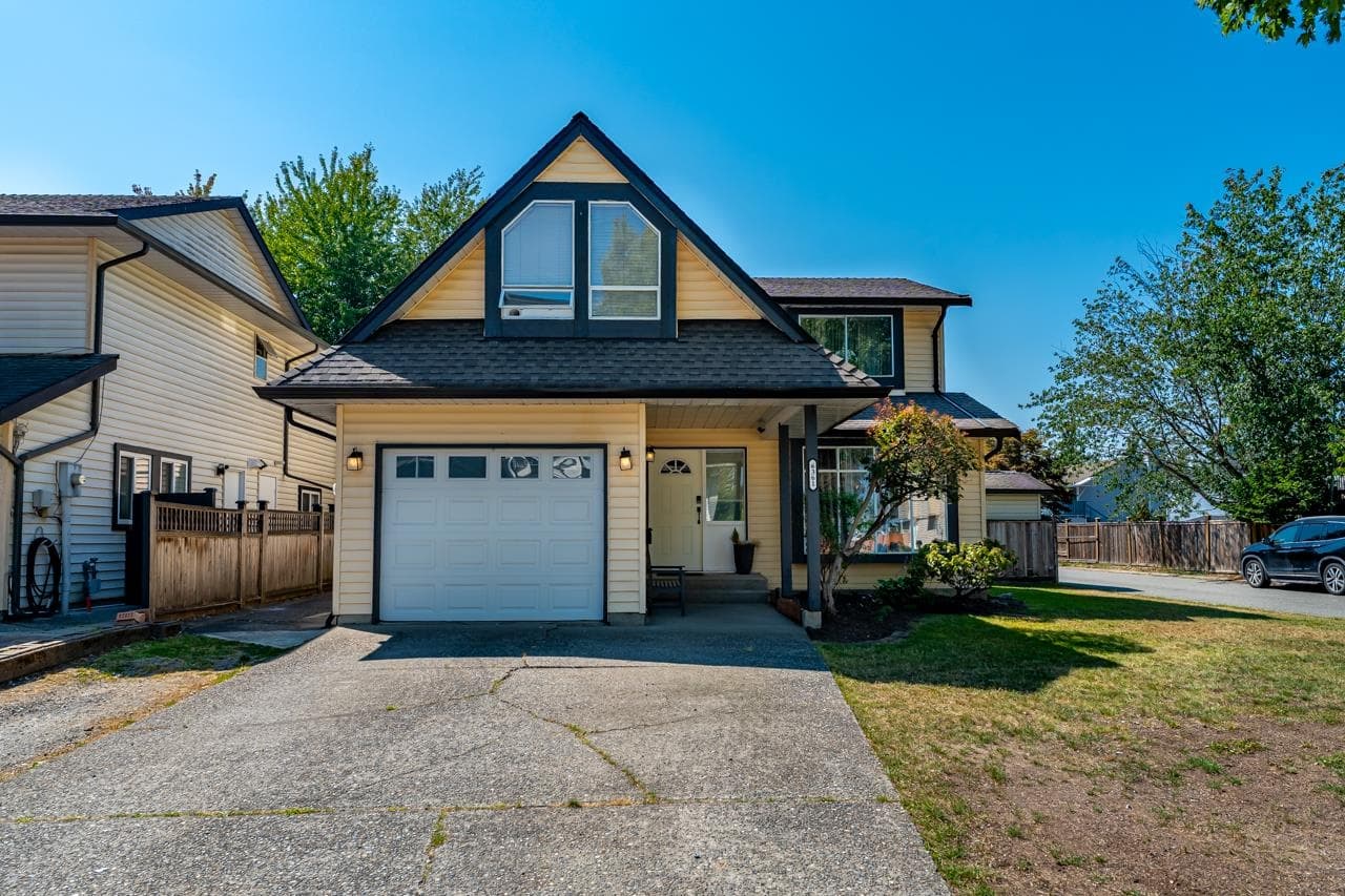 6361 172 Street, Surrey, V3S 7C4 — photo 1