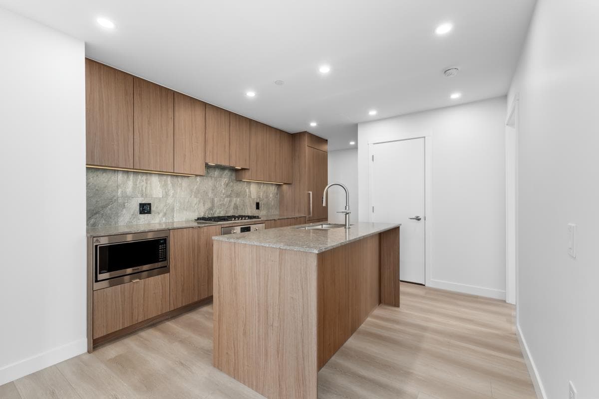 1602 - 626 Claremont Street, Coquitlam, V3J 0T1 — photo 3