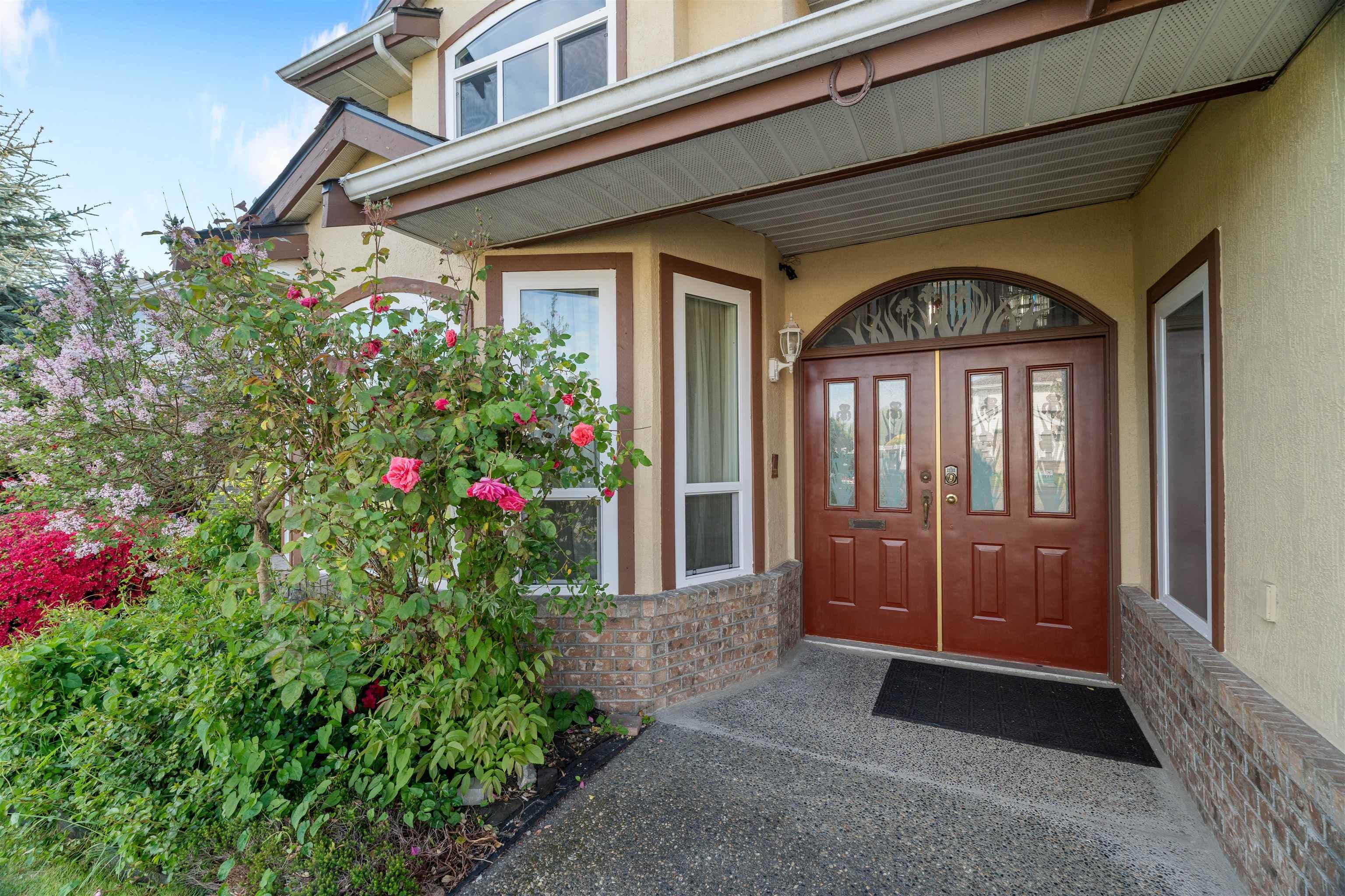 2271 Baydala Court, Richmond, V6X 3R4 — photo 2