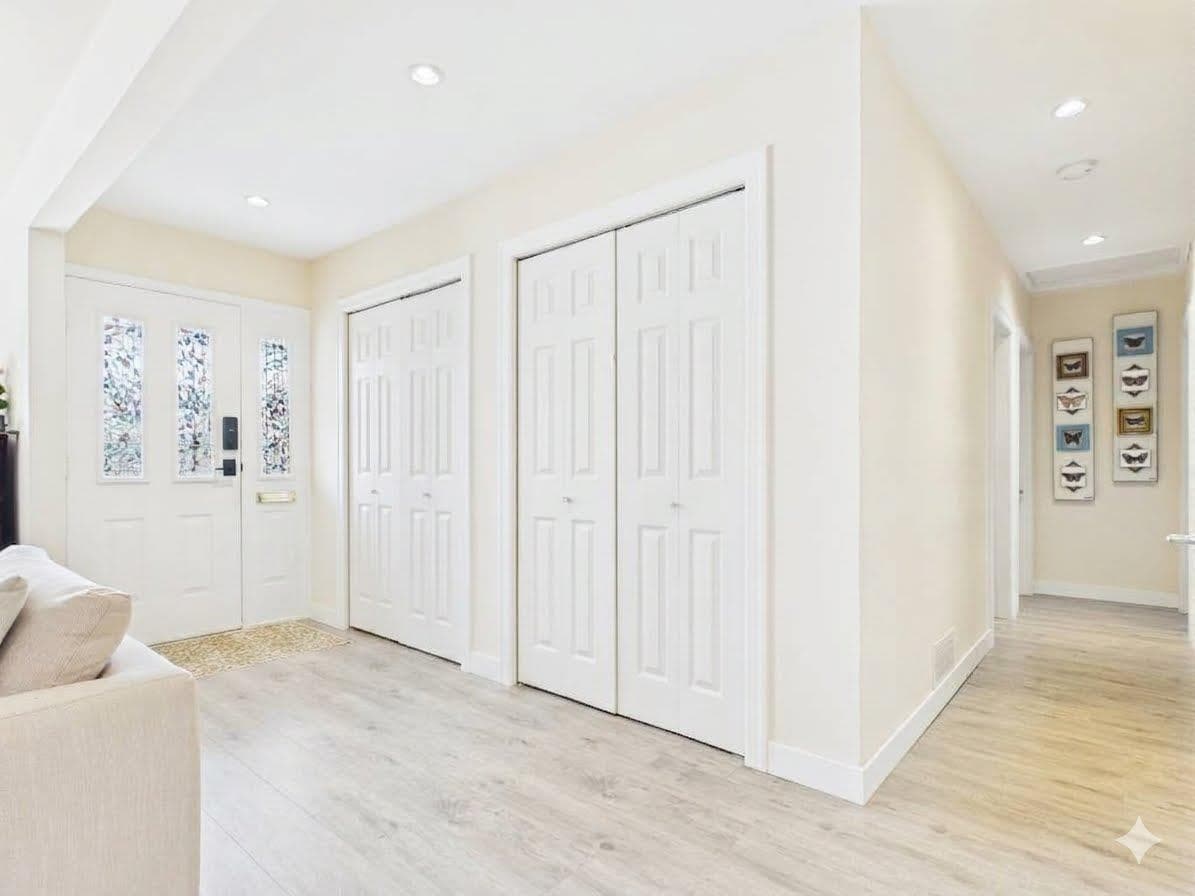 6325 Napier Street, Burnaby, V5B 2B9 — photo 2
