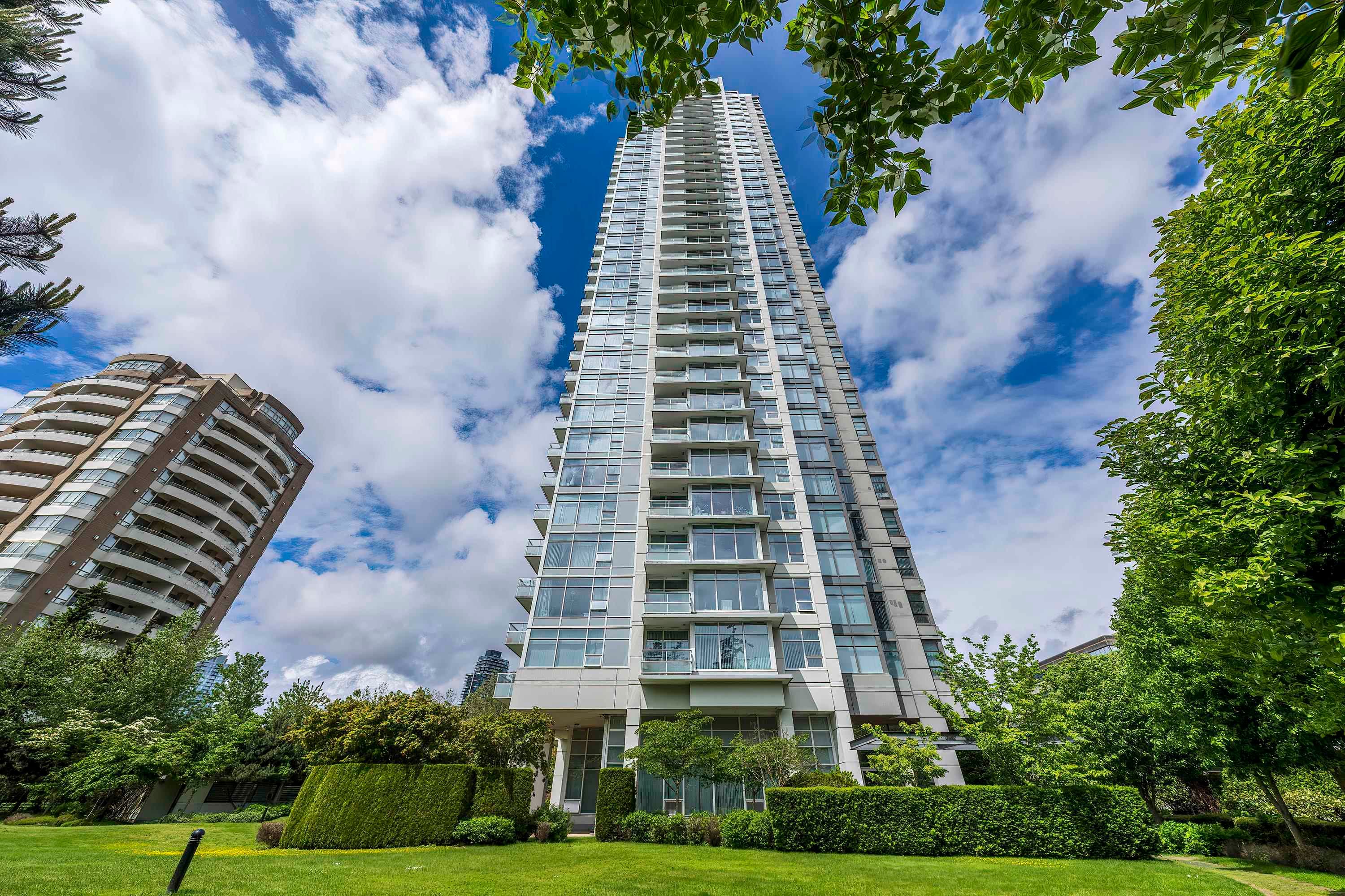 3806 - 4880 Bennett Street, Burnaby, V5H 0C1 — photo 1