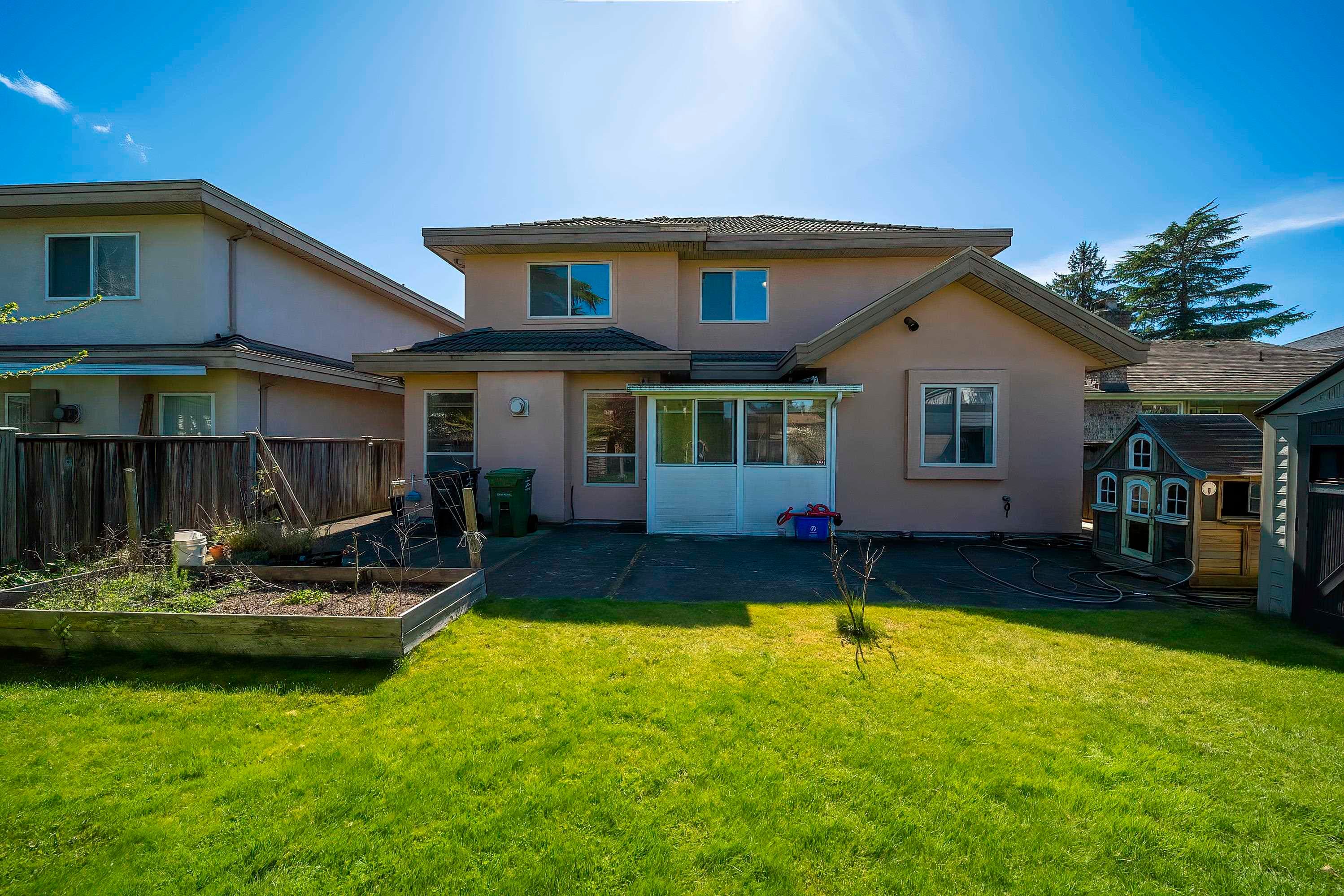 8671 Saunders Road, Richmond, V7A 2A6 — photo 4