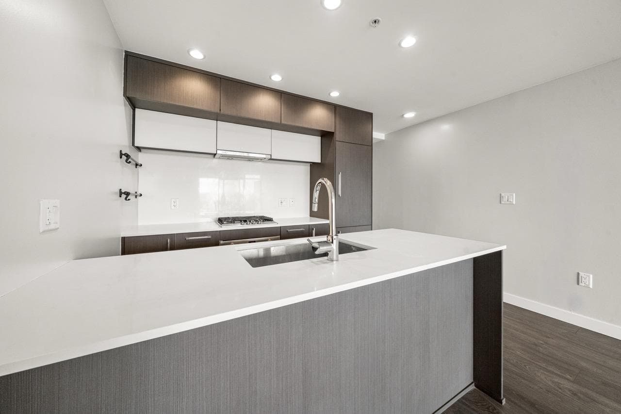 809 - 5580 No 3 Road, Richmond, V6X 0R8 — photo 4