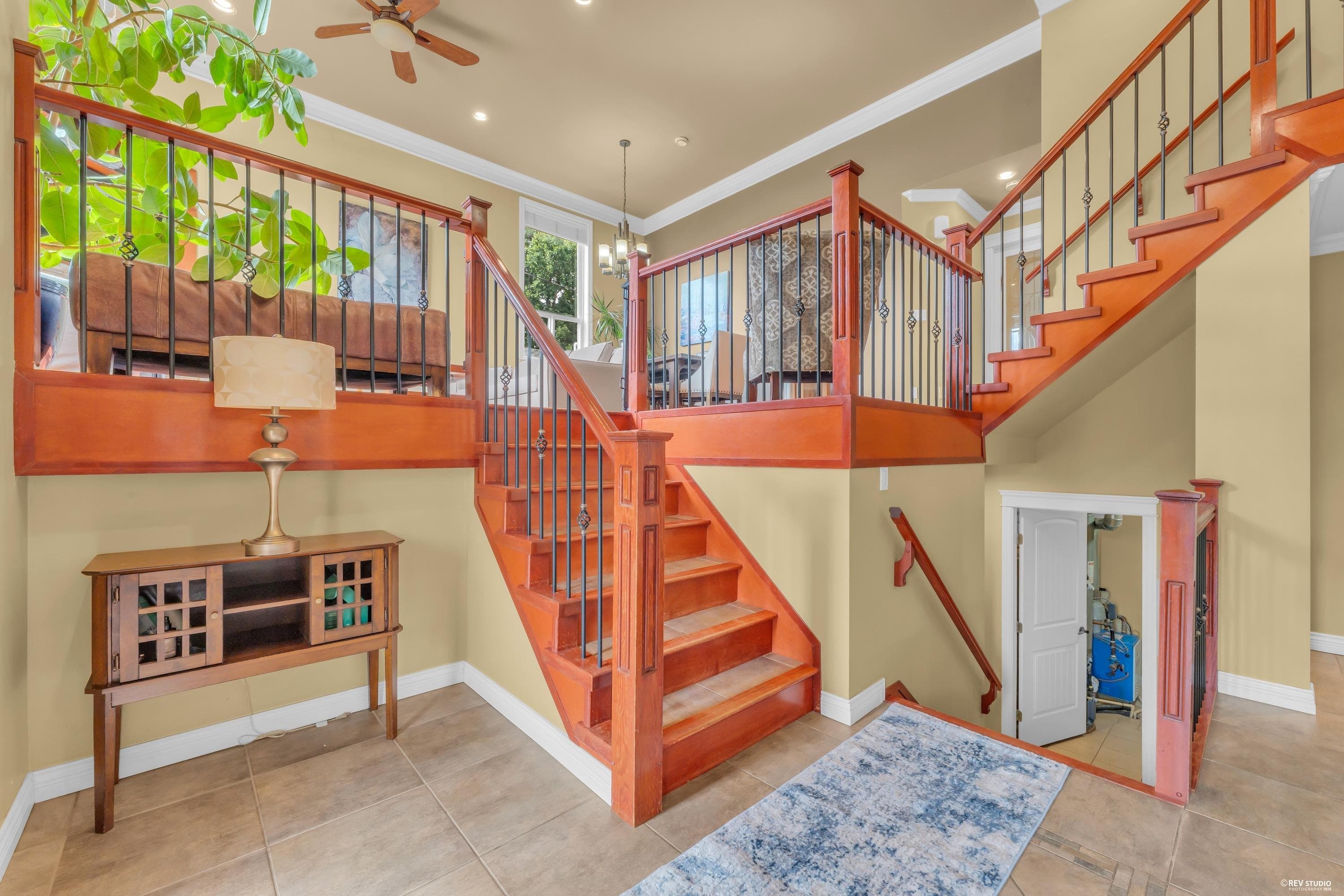 5325 Gilpin Street, Burnaby, V5G 2H8 — photo 3