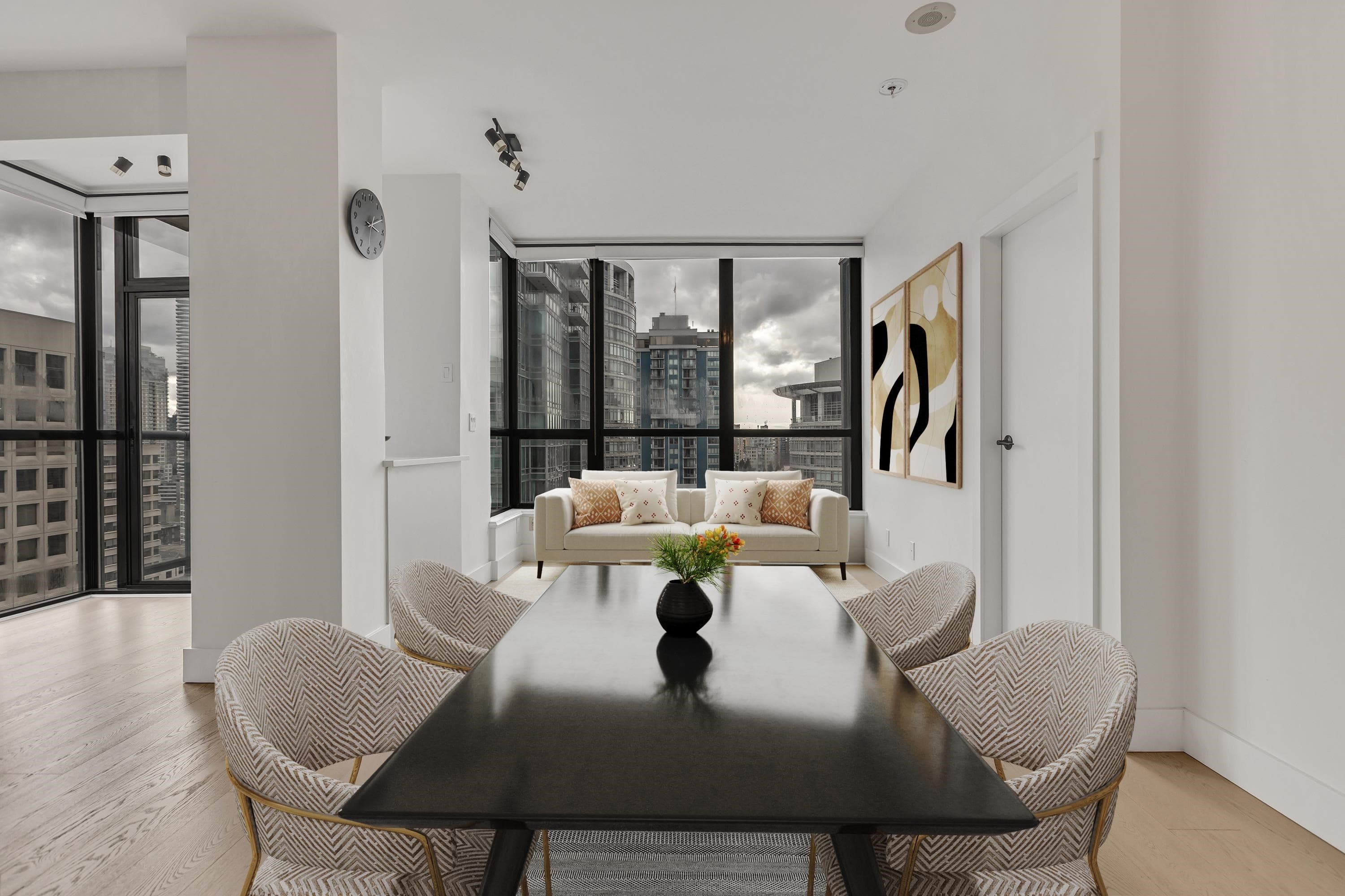 2402 - 1239 W Georgia Street, Vancouver, V6E 4R8 — photo 2