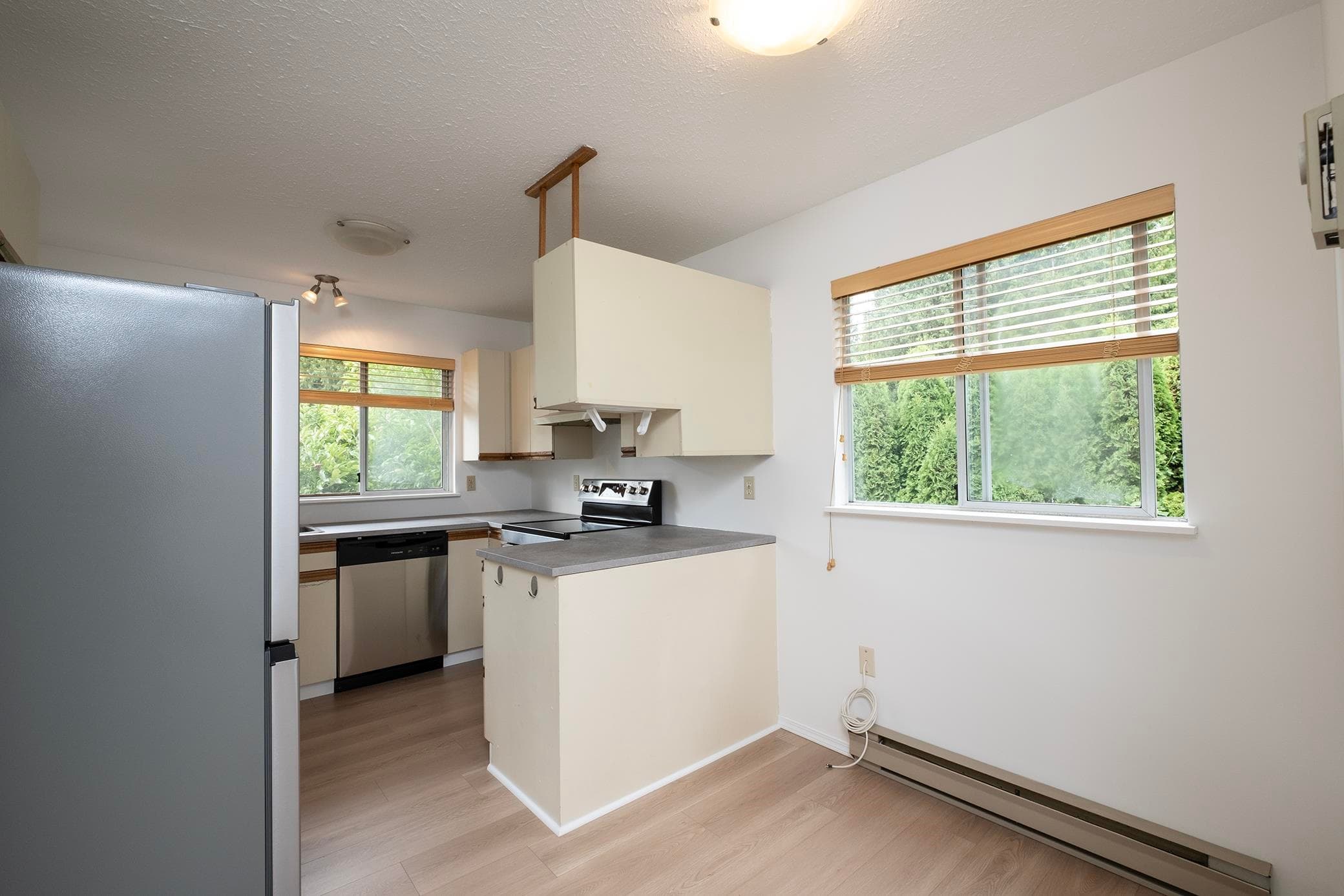1214 Carole Place, Gibsons, V0N 1V4 — photo 5