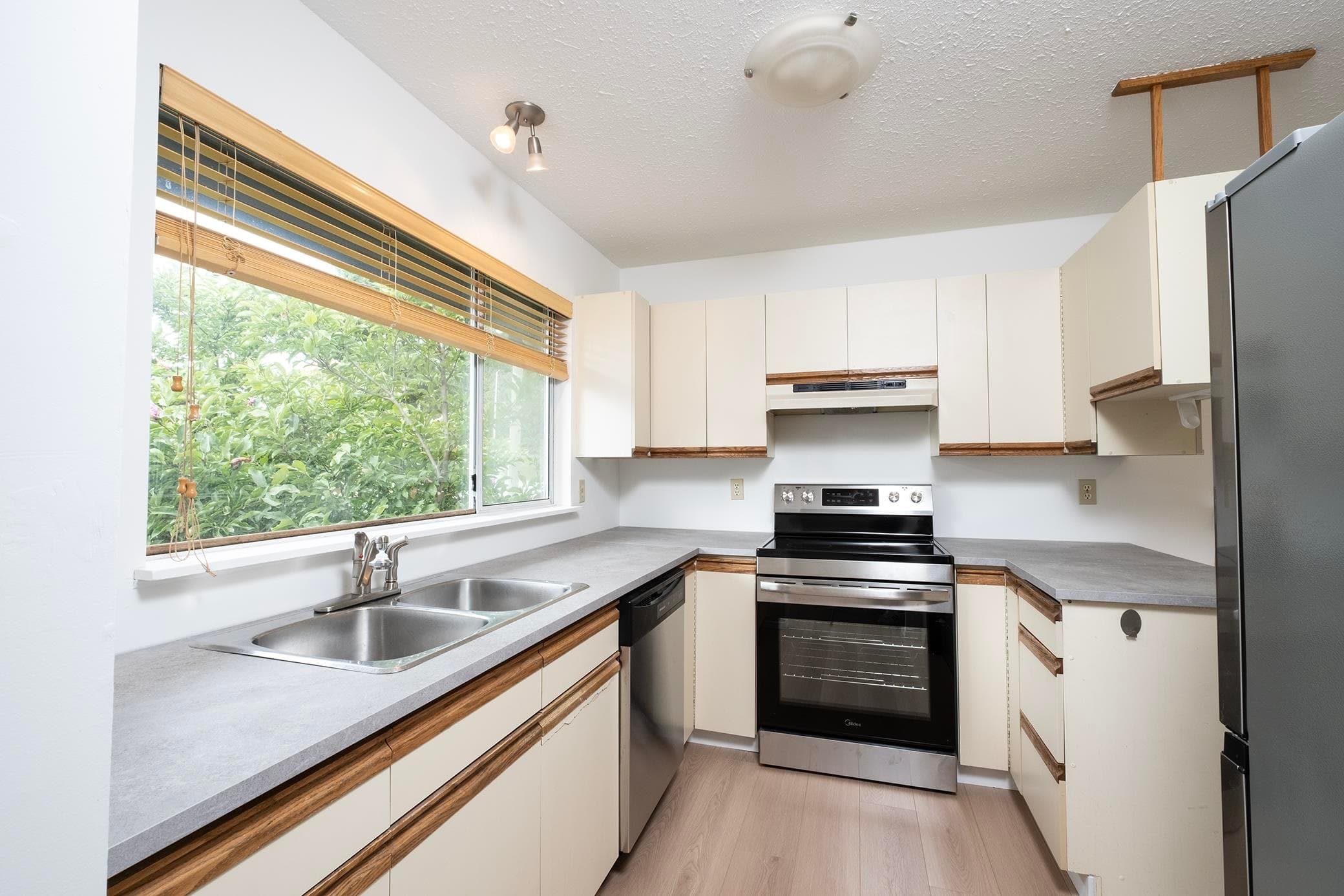 1214 Carole Place, Gibsons, V0N 1V4 — photo 4