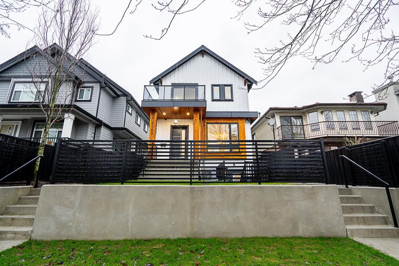 1 - 2753 Nanaimo Street, Vancouver