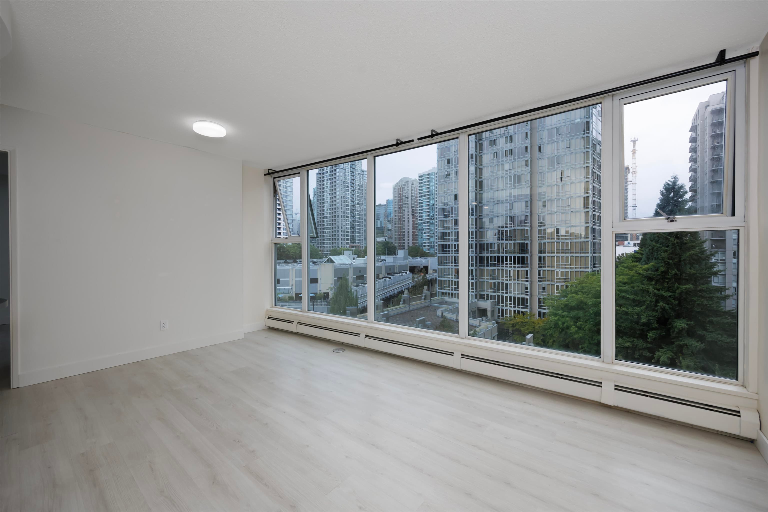 902 - 1008 Cambie Street, Vancouver, V6B 6J7 — photo 2