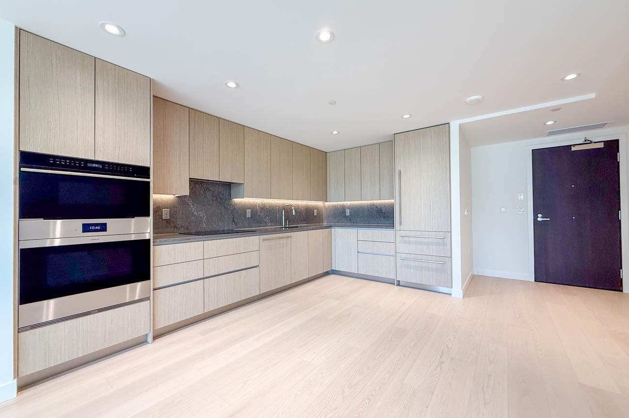 607 - 777 Harbour Way, North Vancouver, V7P 0G2 — photo 5