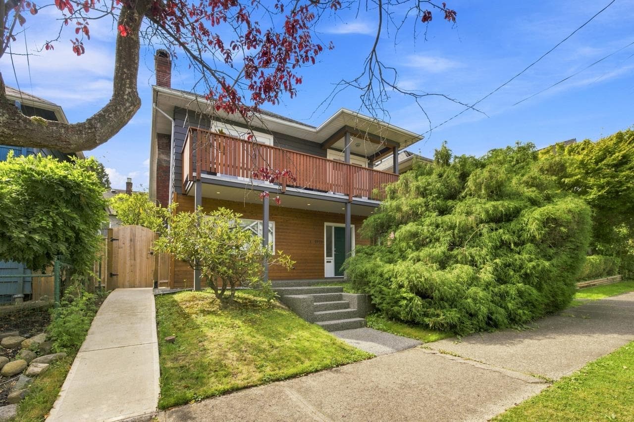 1970 Adanac Street, Vancouver, V5L 2E4 — photo 1
