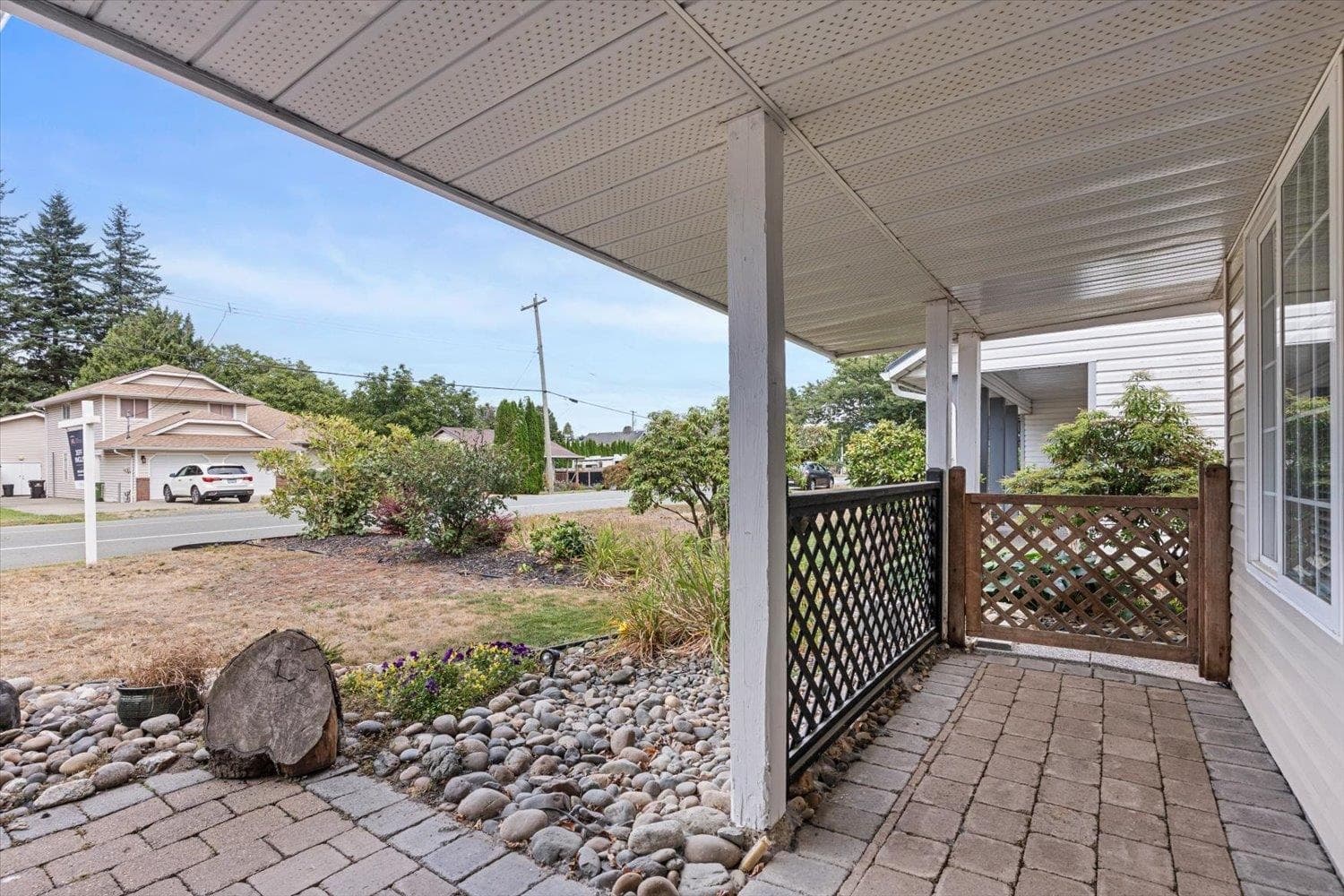 45470 Spruce Drive, Chilliwack, V2R 3V3 — photo 4