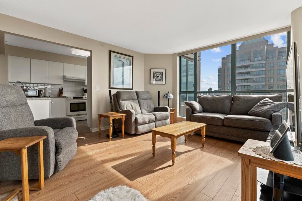 1703 - 6611 Southoaks Crescent, Burnaby, V5E 4L5 — photo 2