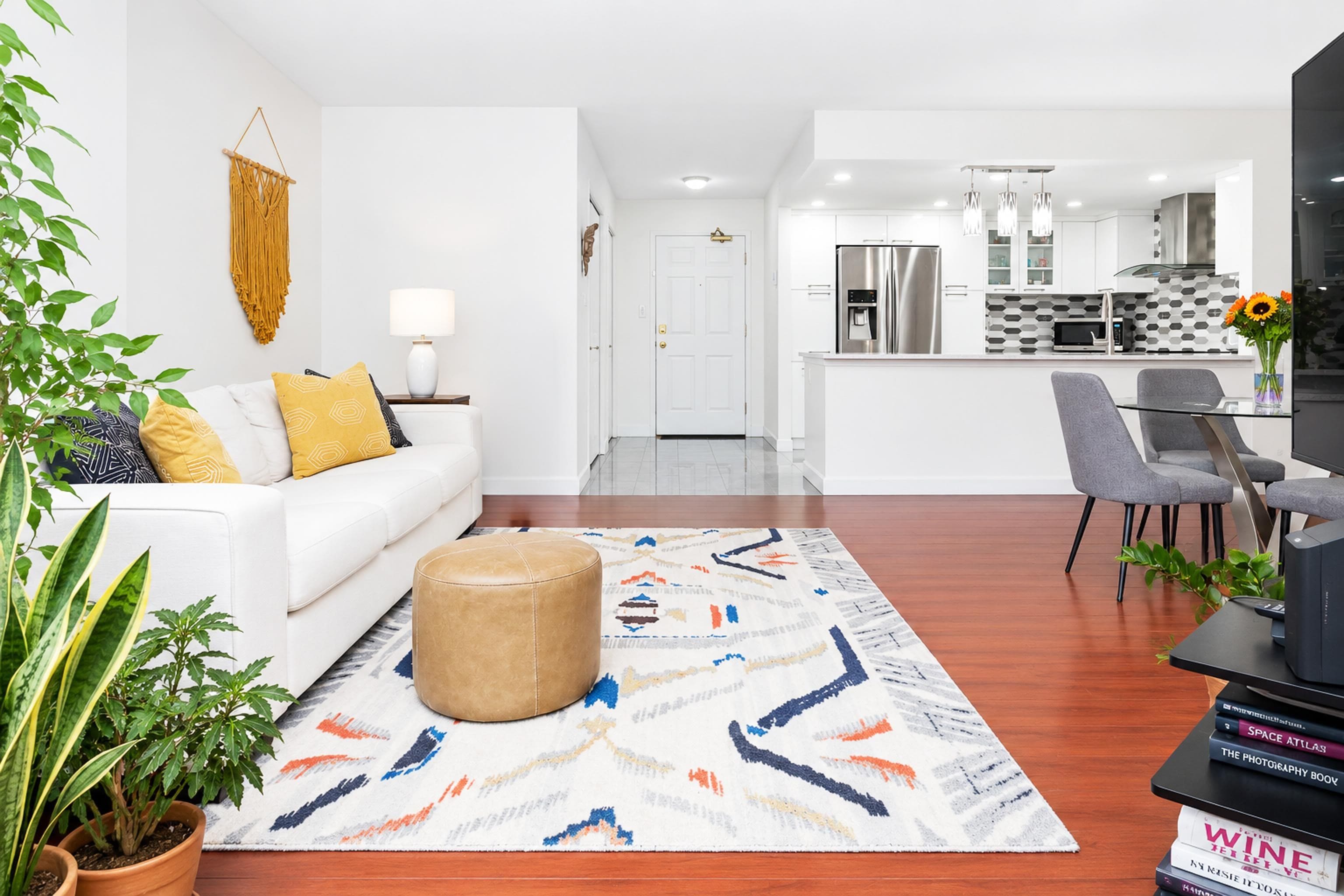 303 - 200 Newport Drive, Port Moody, V3H 5B7 — photo 4