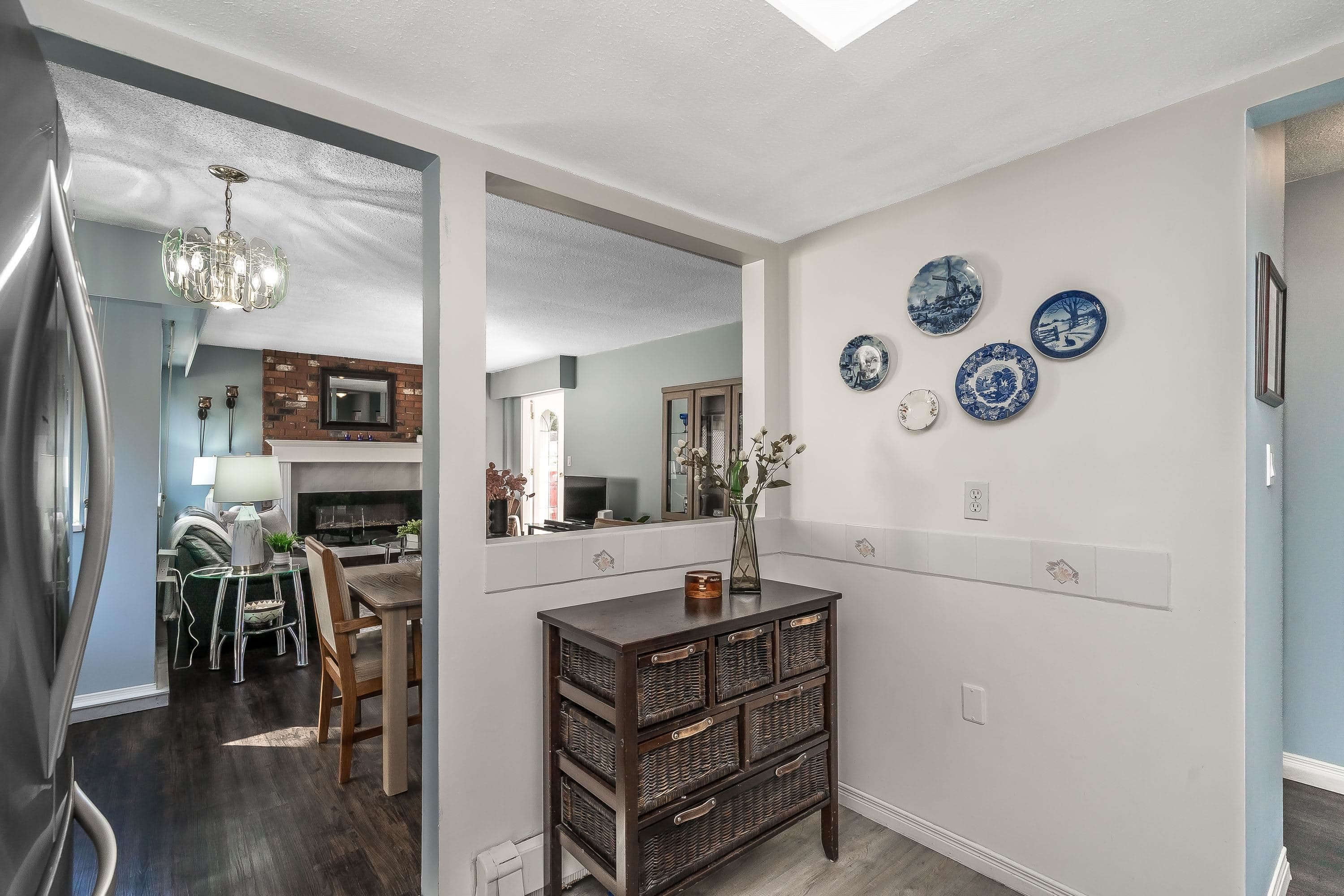 102 - 1368 Foster Street, White Rock, V4B 3X4 — photo 5
