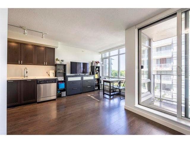 304 - 4818 Eldorado Mews, Vancouver, V5R 0B3 — photo 2