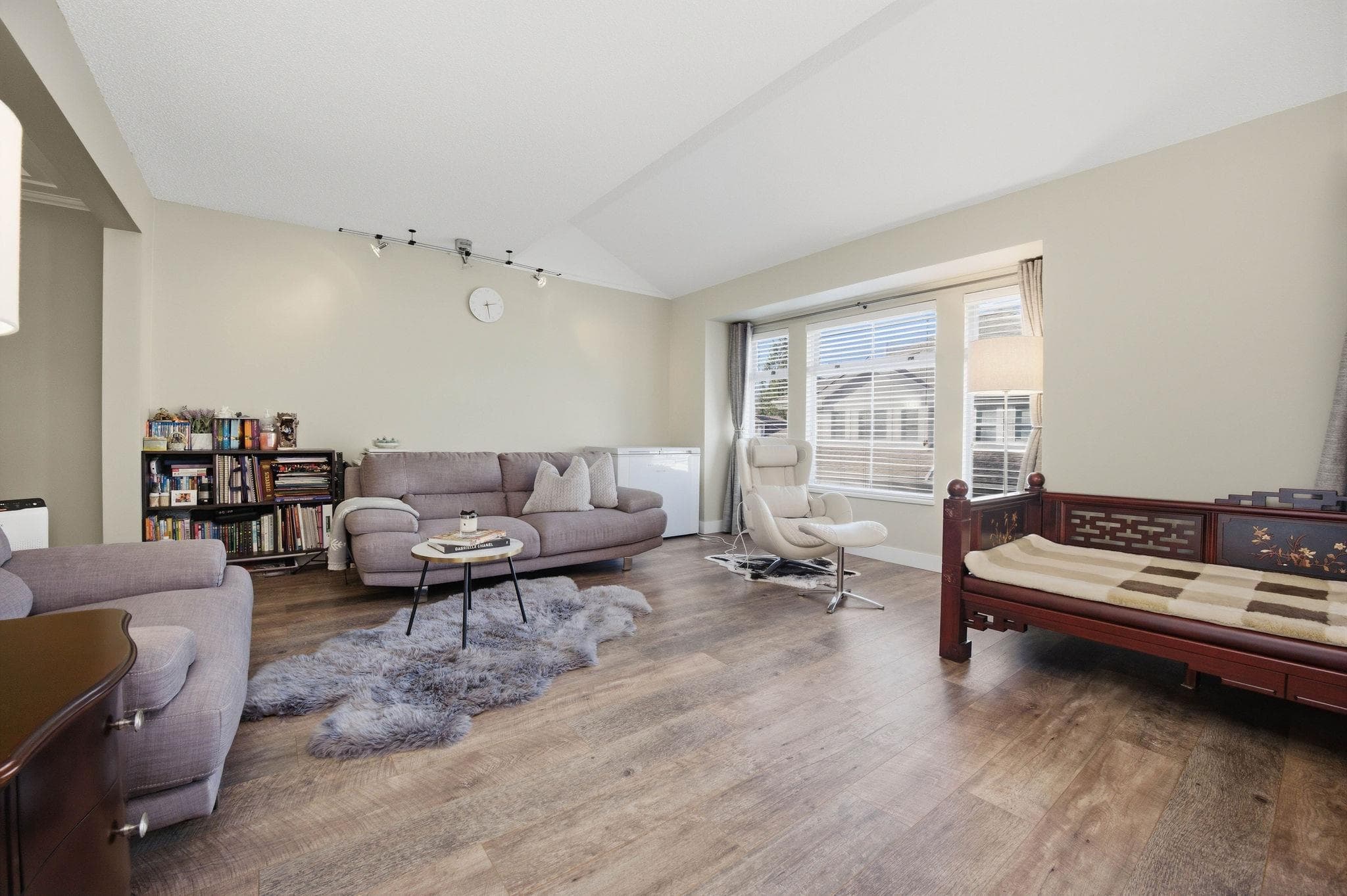 817 Roche Point Drive, North Vancouver, V7H 2W3 — photo 3