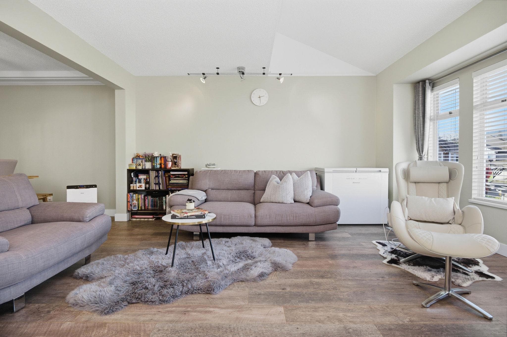 817 Roche Point Drive, North Vancouver, V7H 2W3 — photo 4