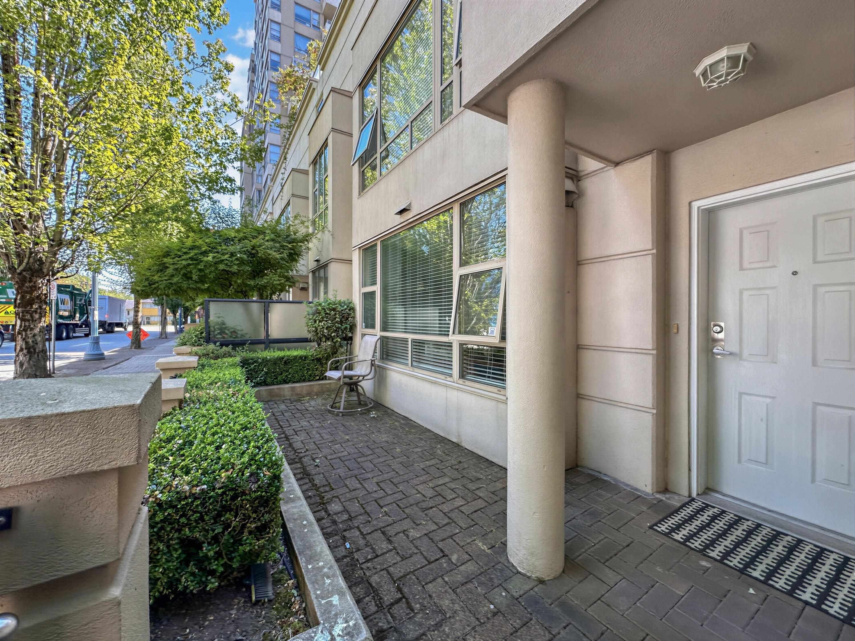 8268 Saba Road, Richmond