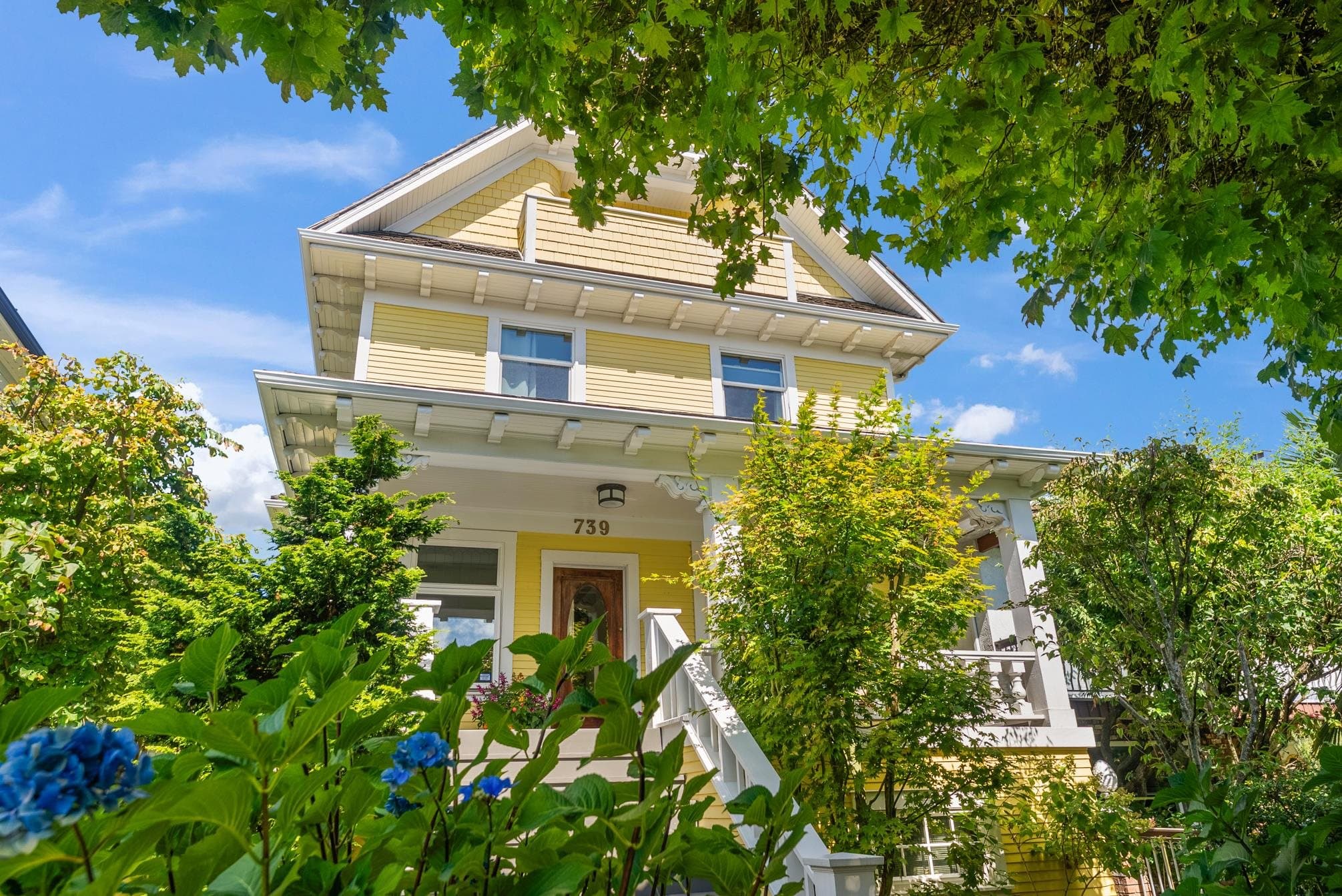739 E 24th Avenue, Vancouver, V5V 2A6 — photo 1