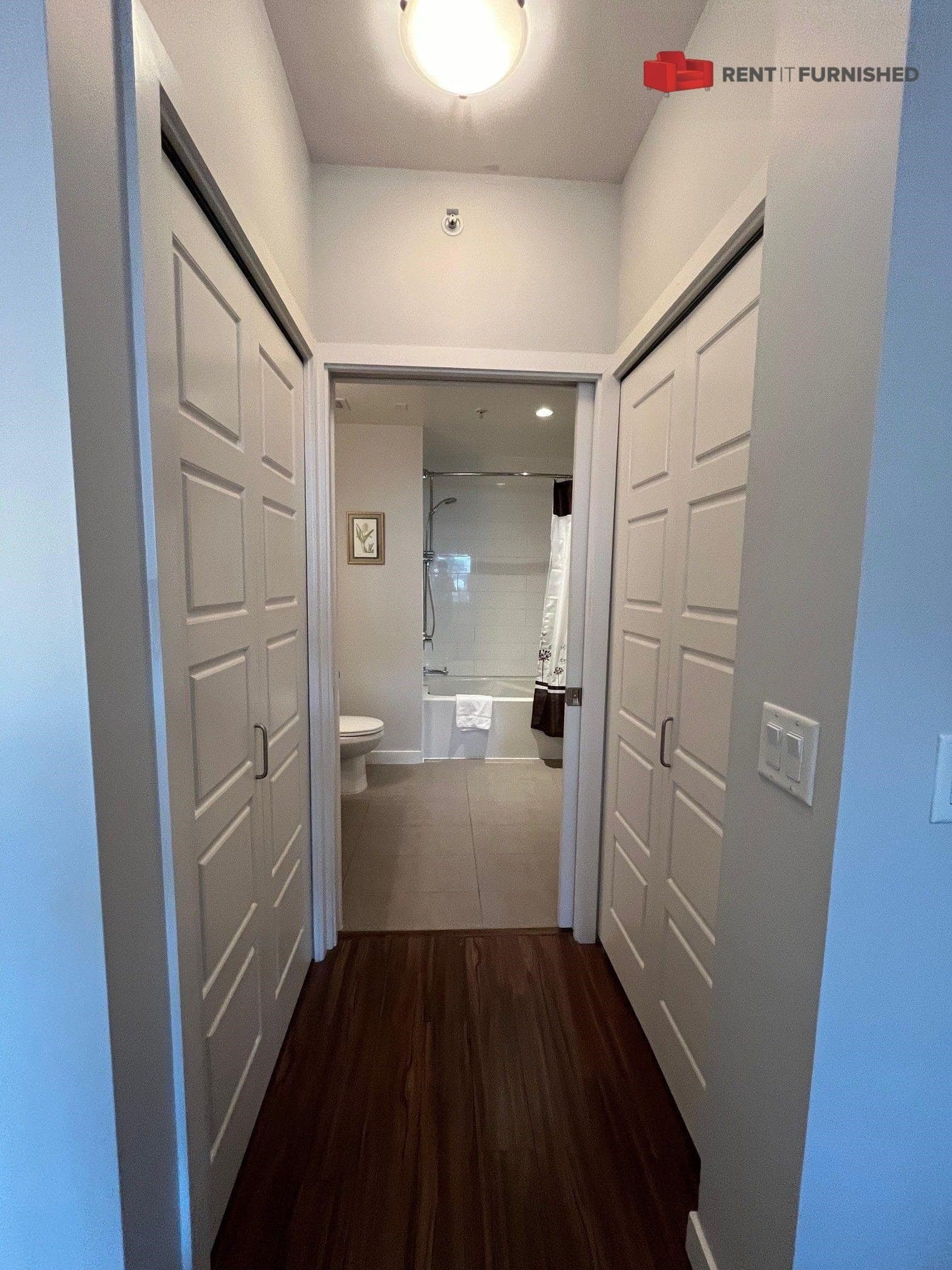 211 - 215 W 1st Street, Vancouver, V5Y 1A6 — photo 3