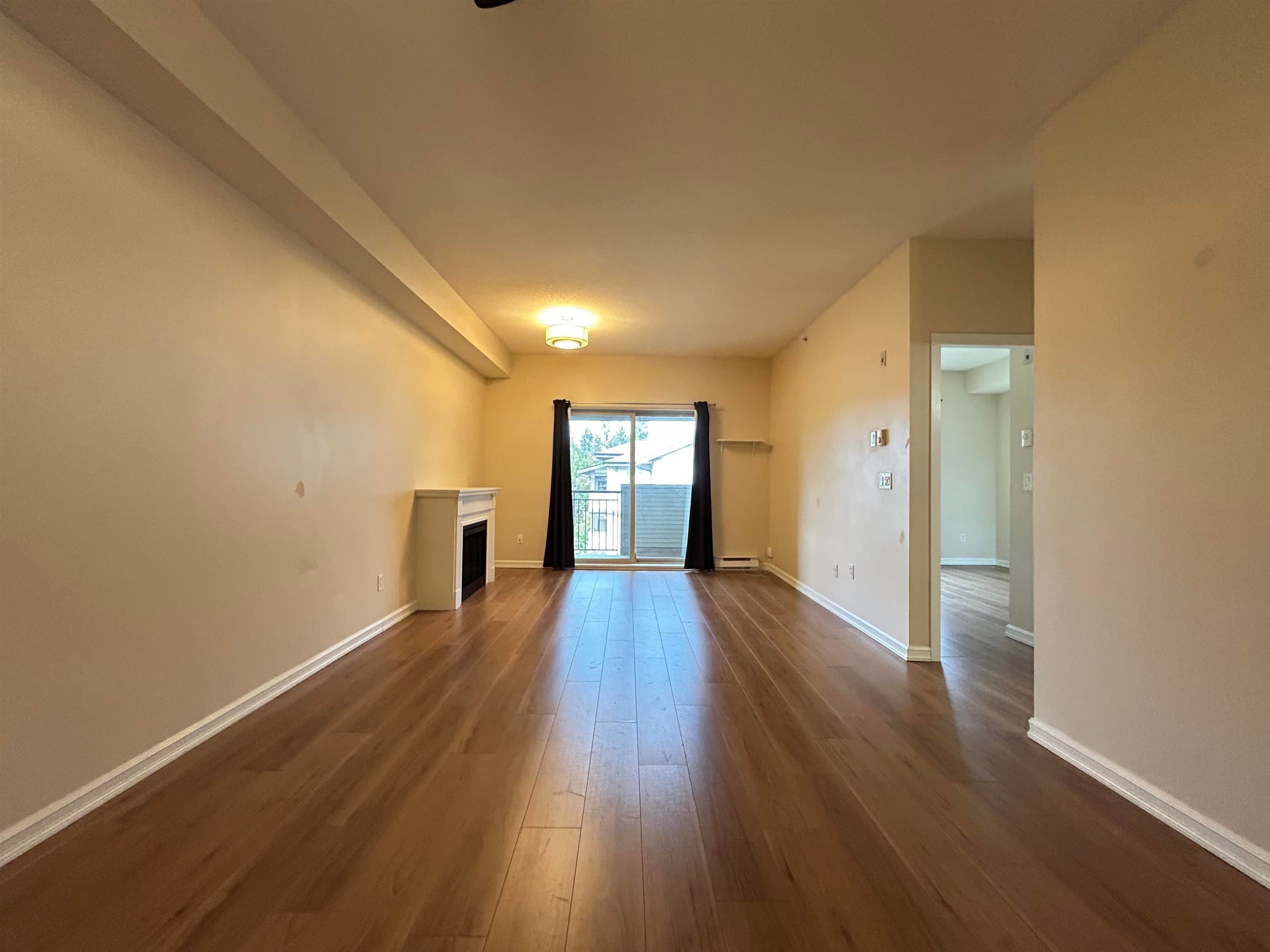 411 - 10088 148 Street, Surrey, V3R 3M9 — photo 2