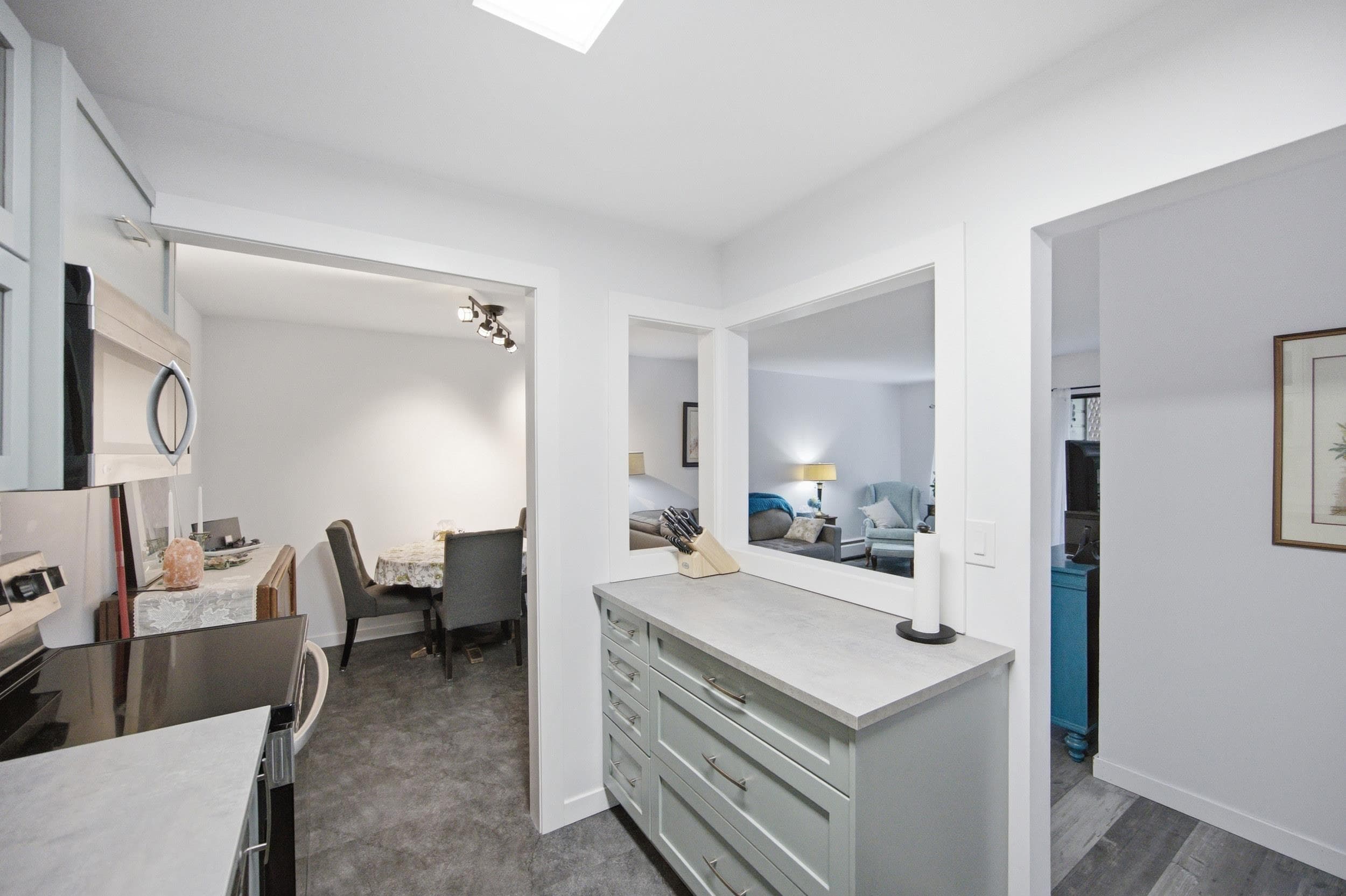 206 - 1555 Fir Street, White Rock, V4B 4B6 — photo 5