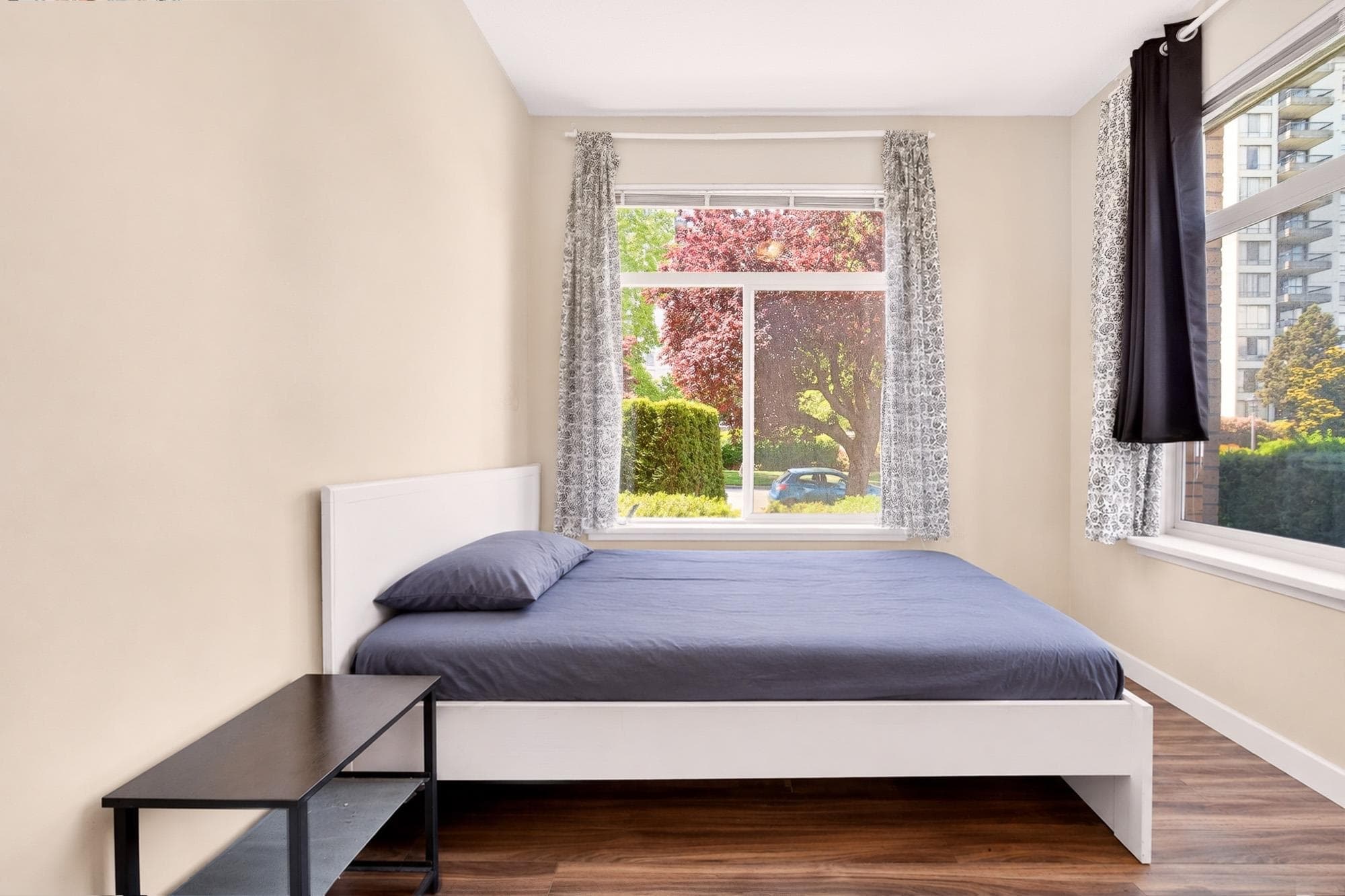 Second bedroom - 5692 Kings Road, Vancouver, V6T 1K8 — photo 2