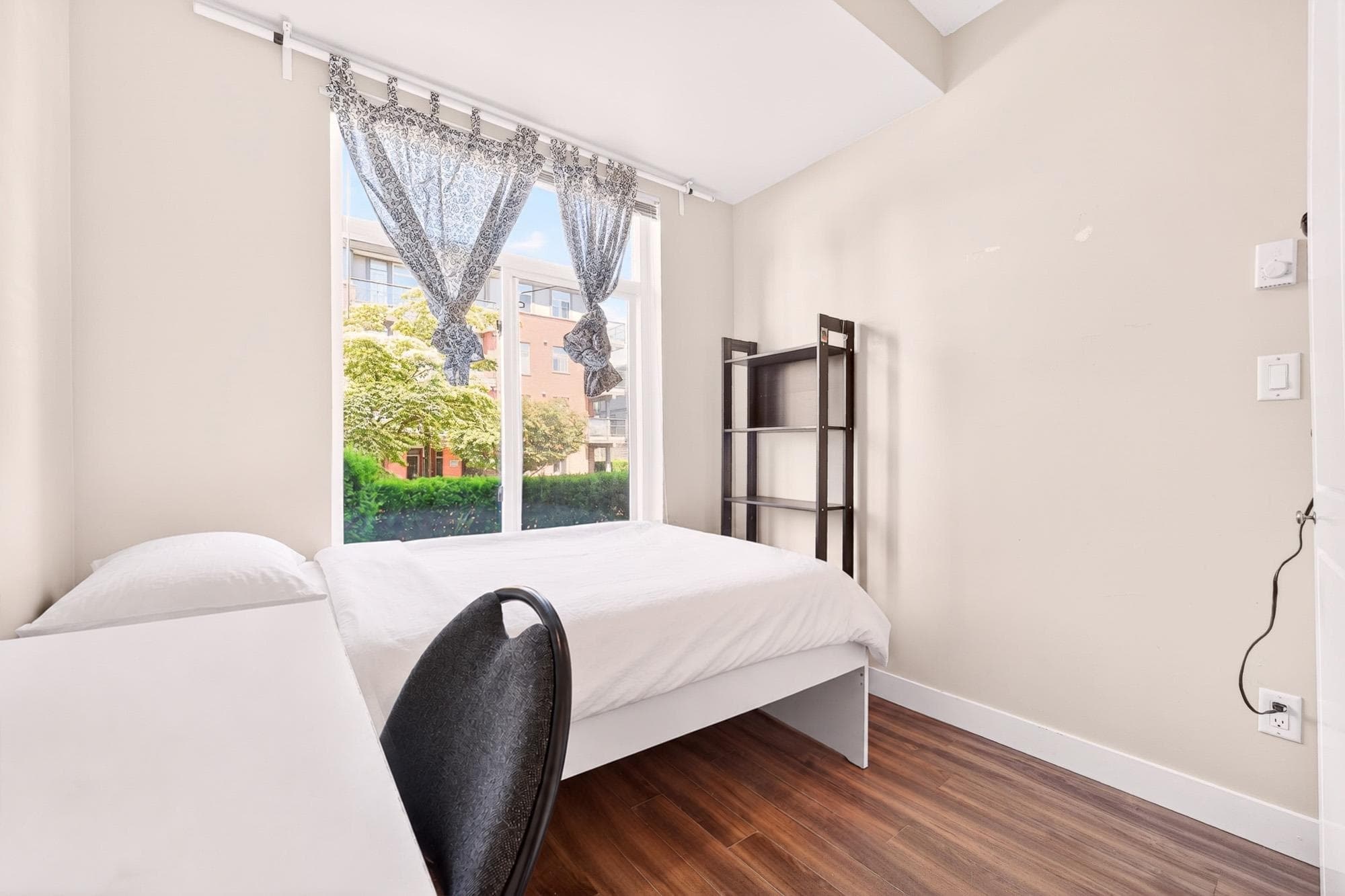 Third bedroom - 5692 Kings Road, Vancouver, V6T 1K8 — photo 2