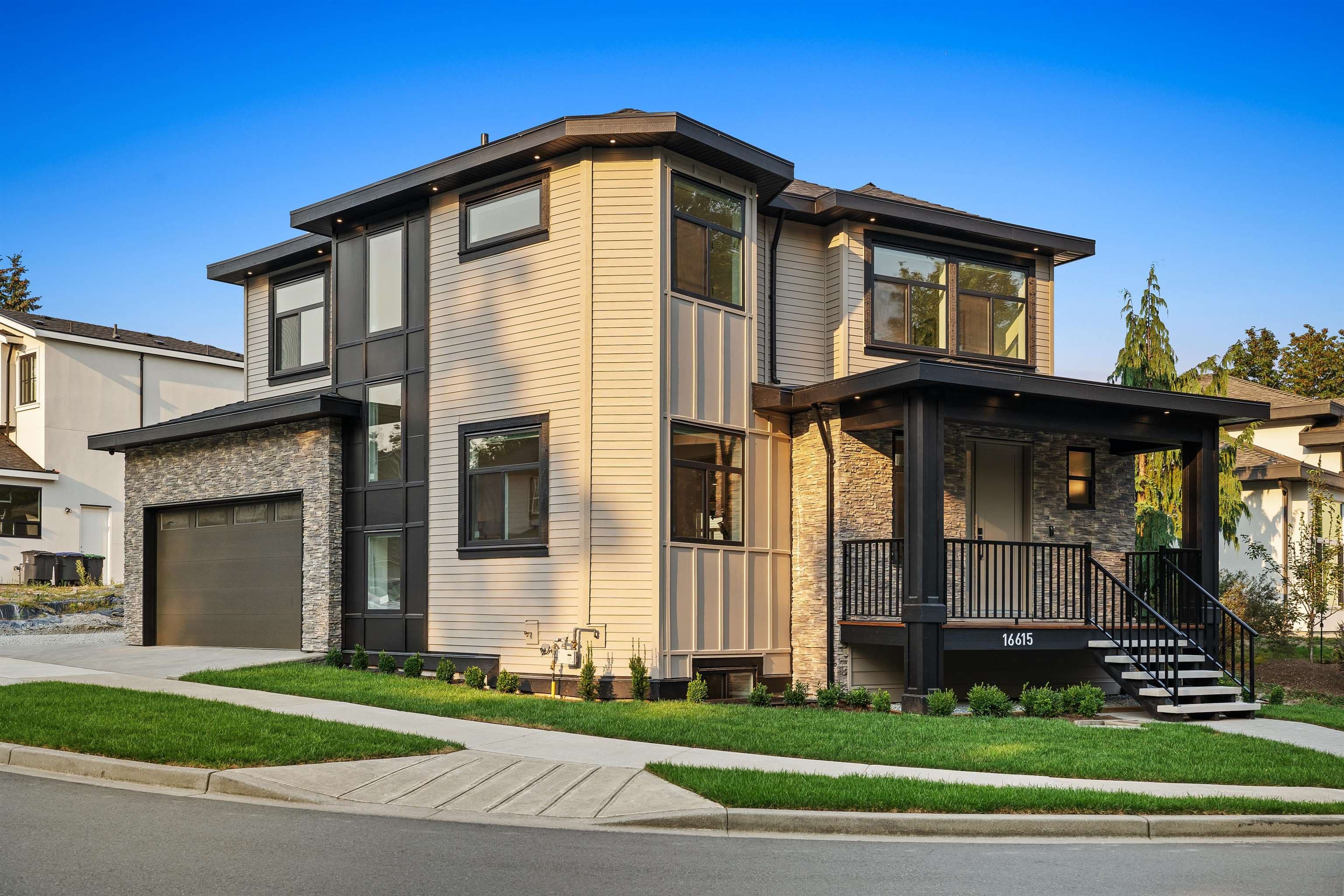 16615 102 Avenue, Surrey