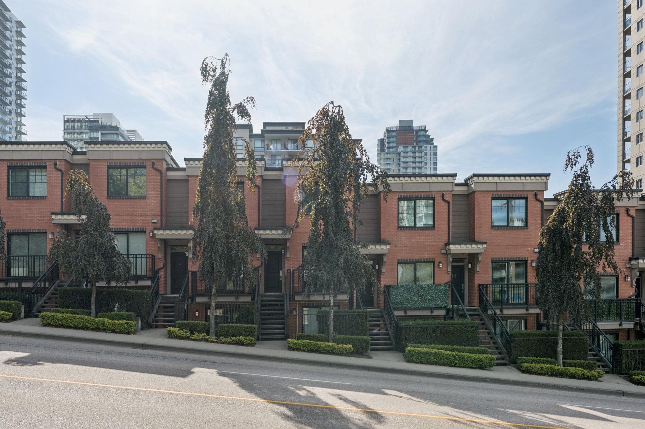 4 - 838 Royal Avenue, New Westminster, V3M 1J9 — photo 1