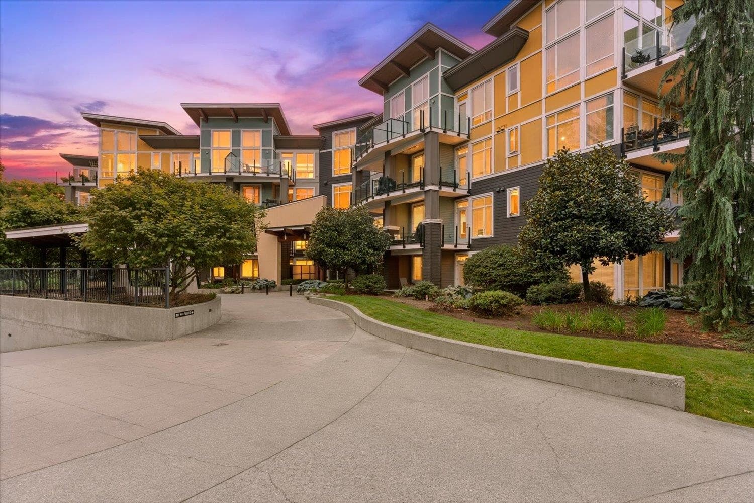 101 - 45389 Chehalis Drive, Chilliwack, V2R 0T9 — photo 1