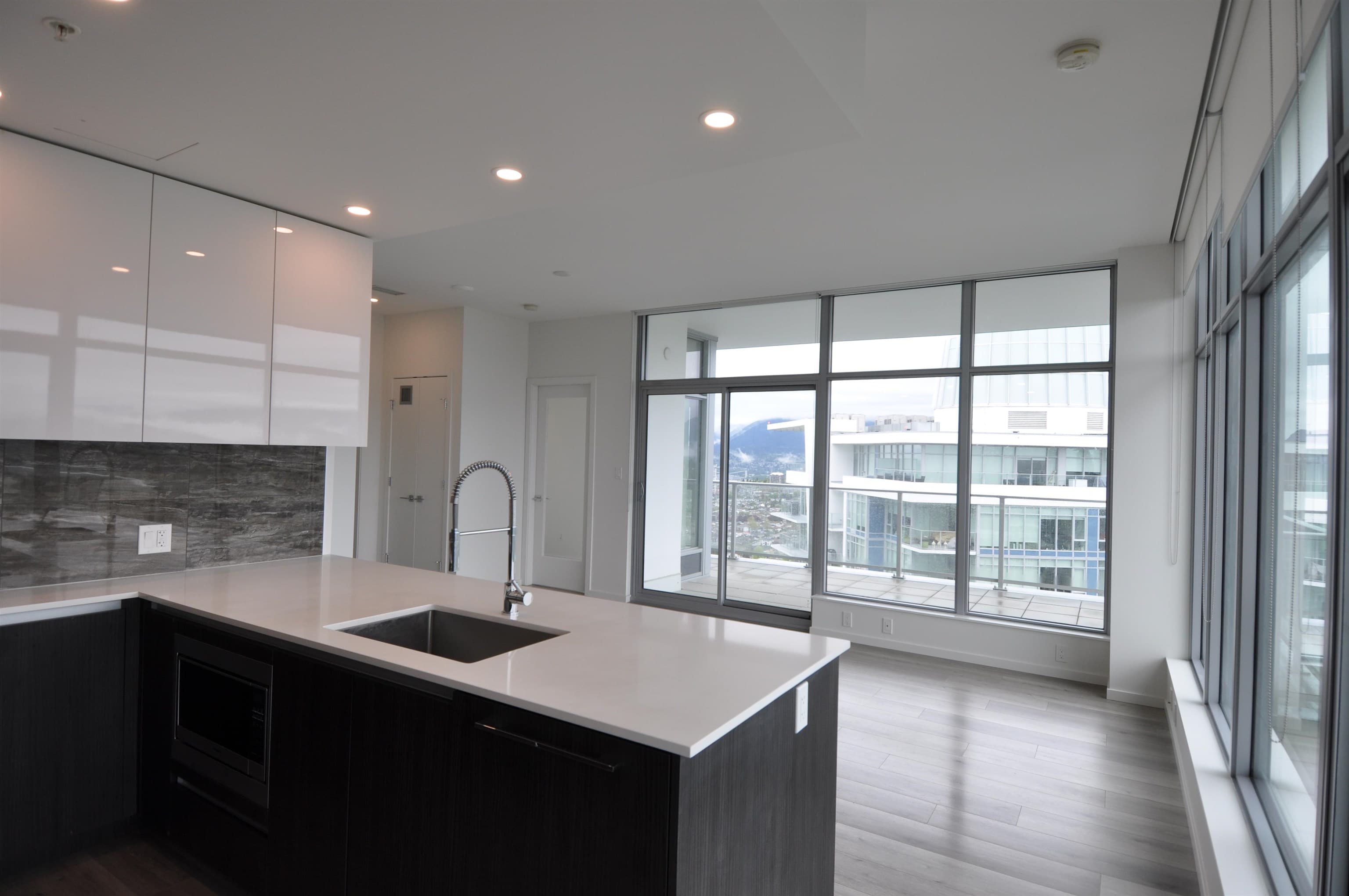 4401 - 1888 Gilmore Avenue, Burnaby, V5C 0L2 — photo 2