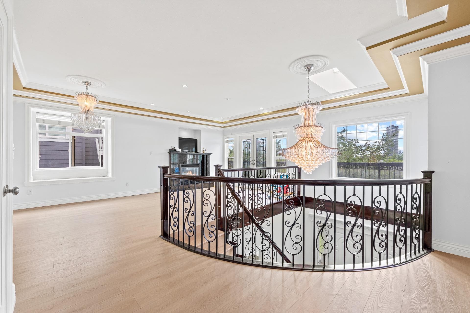 4581 Parker Street, Burnaby, V5C 3E1 — photo 5