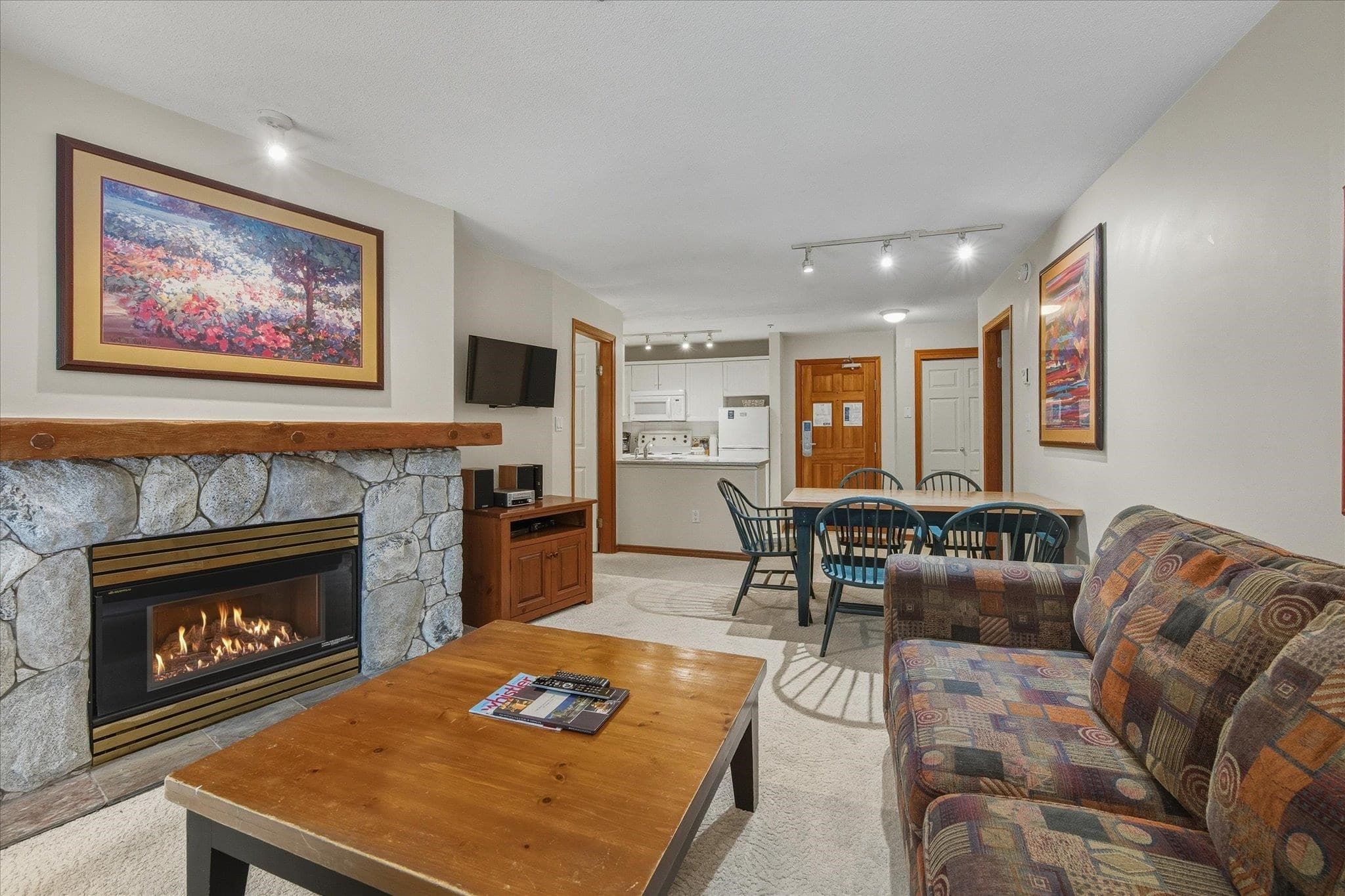126 - 4800 Spearhead Drive, Whistler, V8E 1G1 — photo 4