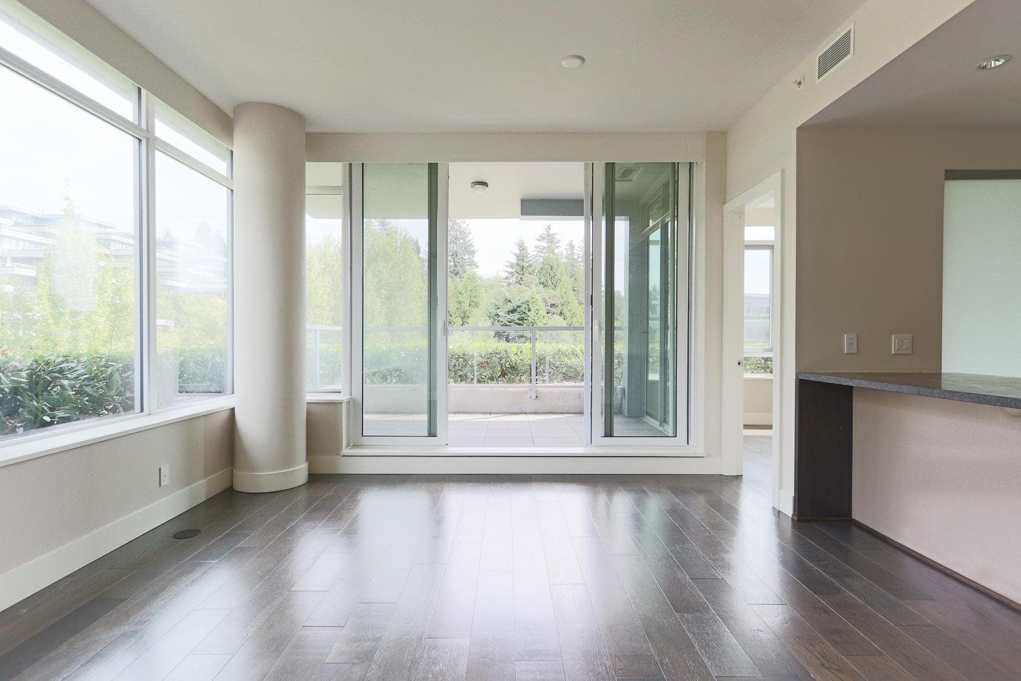 600 - 866 Arthur Erickson Place Place, West Vancouver, V7T 0B2 — photo 4