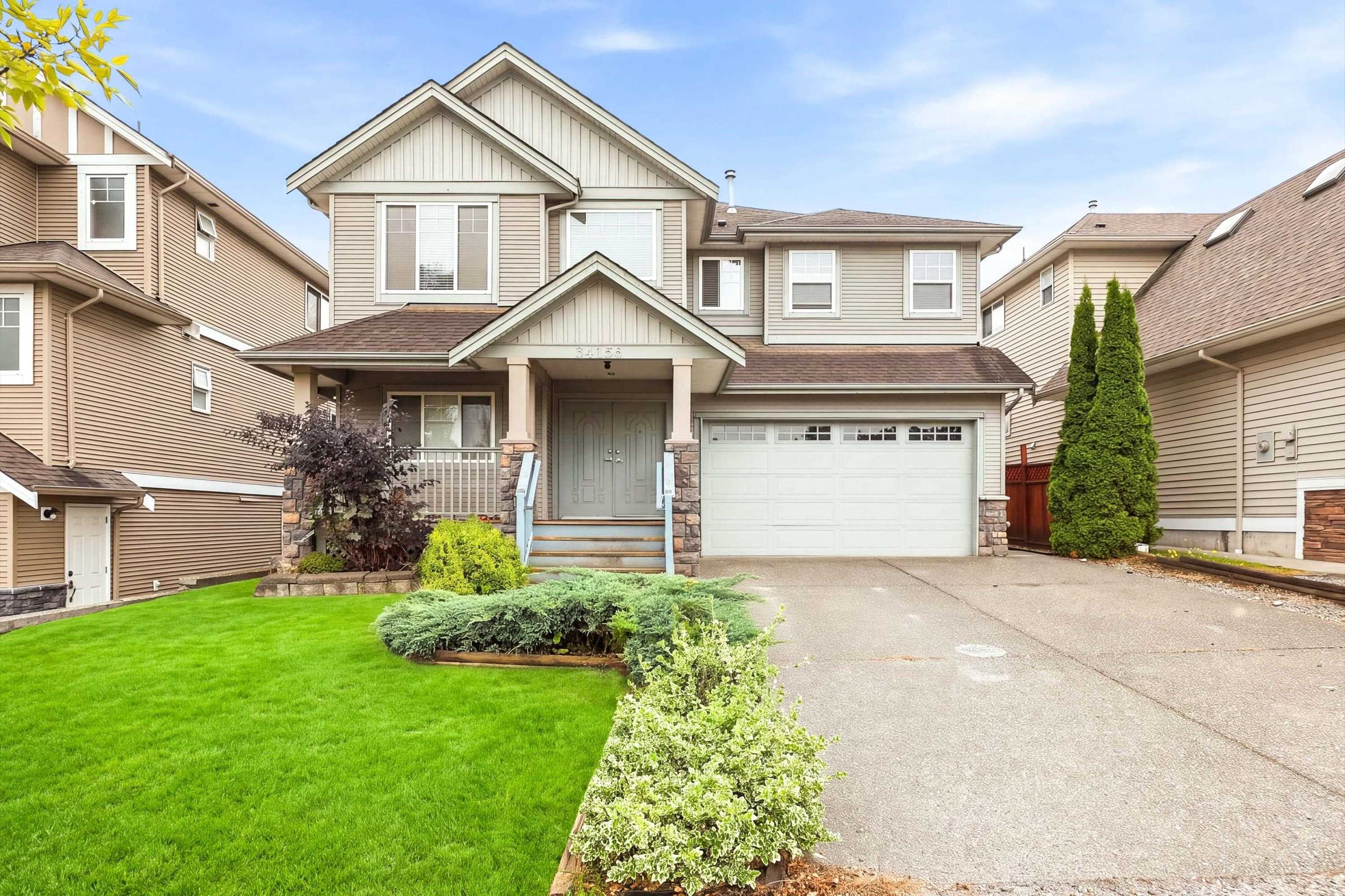 34158 Amblewood Place, Abbotsford, V2S 7N2 — photo 1