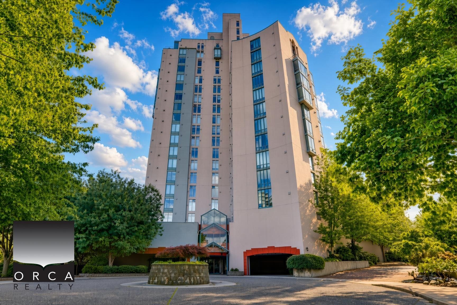 506 - 8 Laguna Court, New Westminster