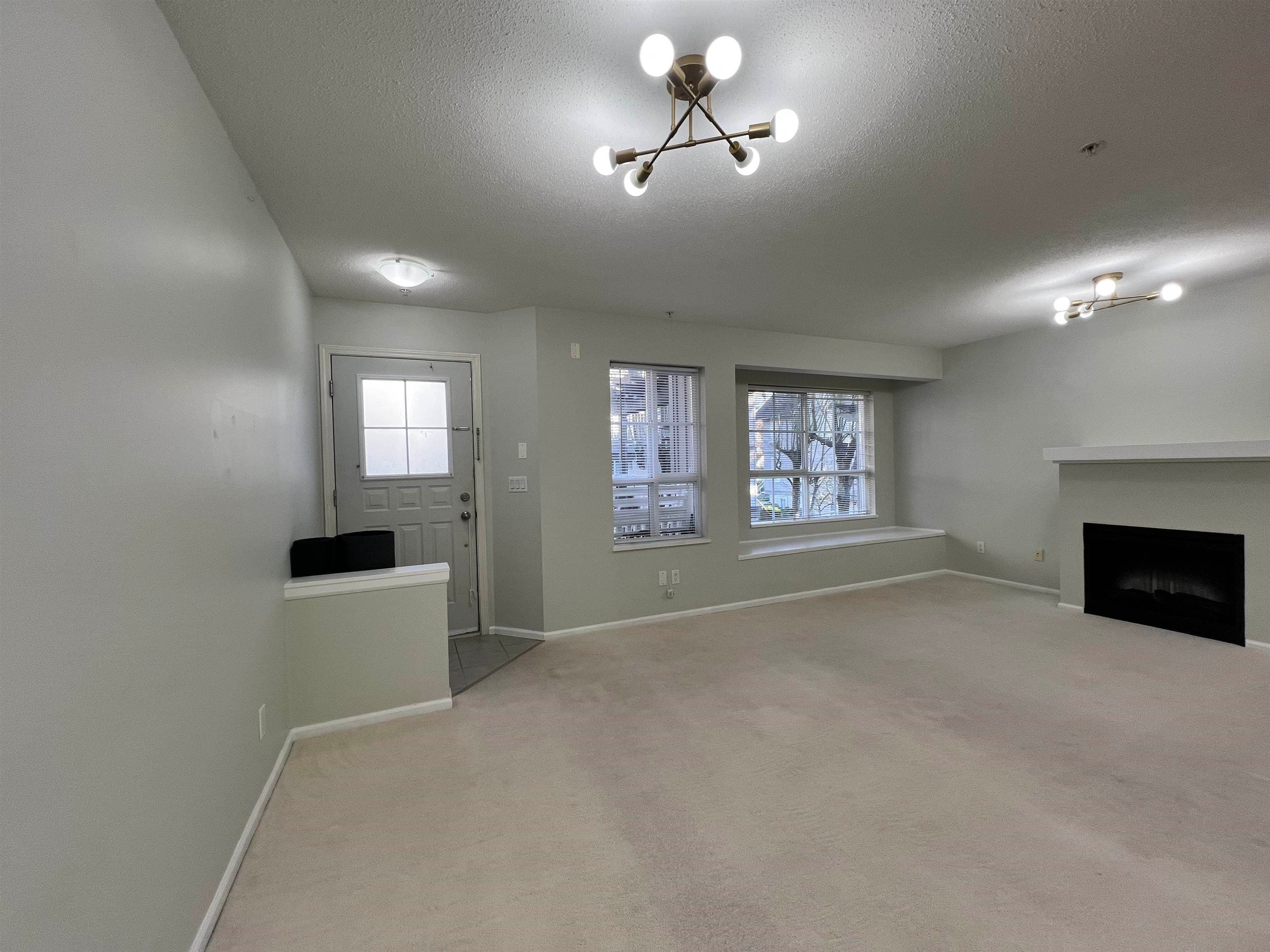 7088 17th Avenue, Burnaby, V3N 1K5 — photo 4