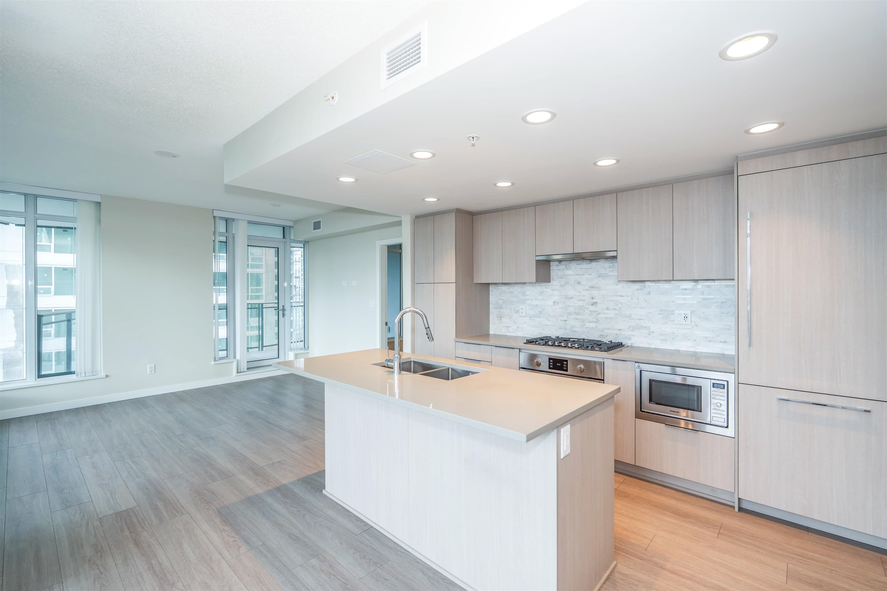 1406 - 1182 Westwood Street, Coquitlam, V3B 0T9 — photo 4