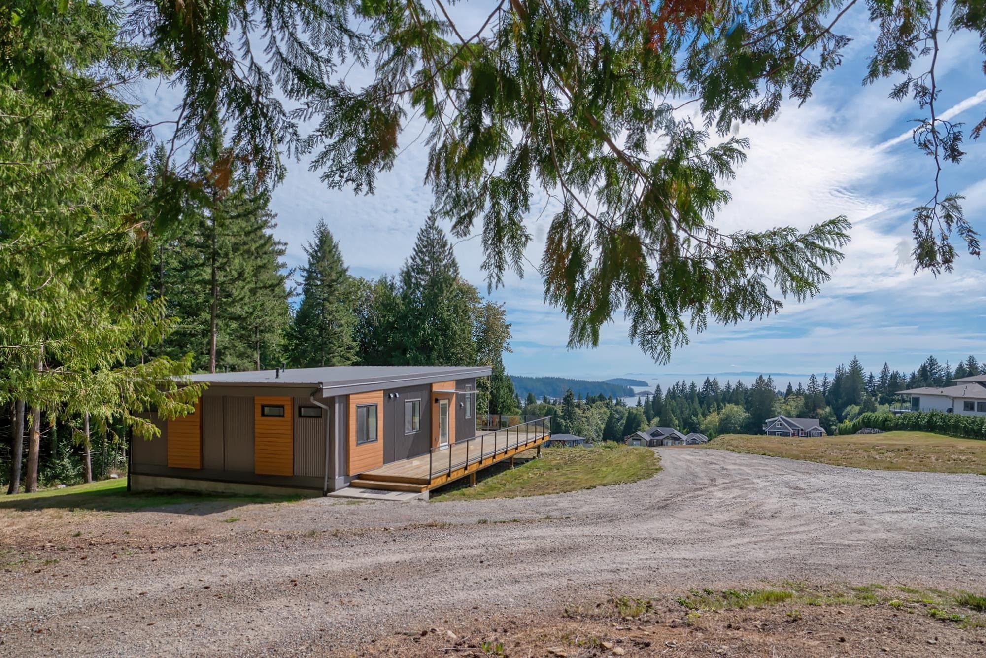 604 Woodland Avenue, Gibsons, V0N 1V1 — photo 2