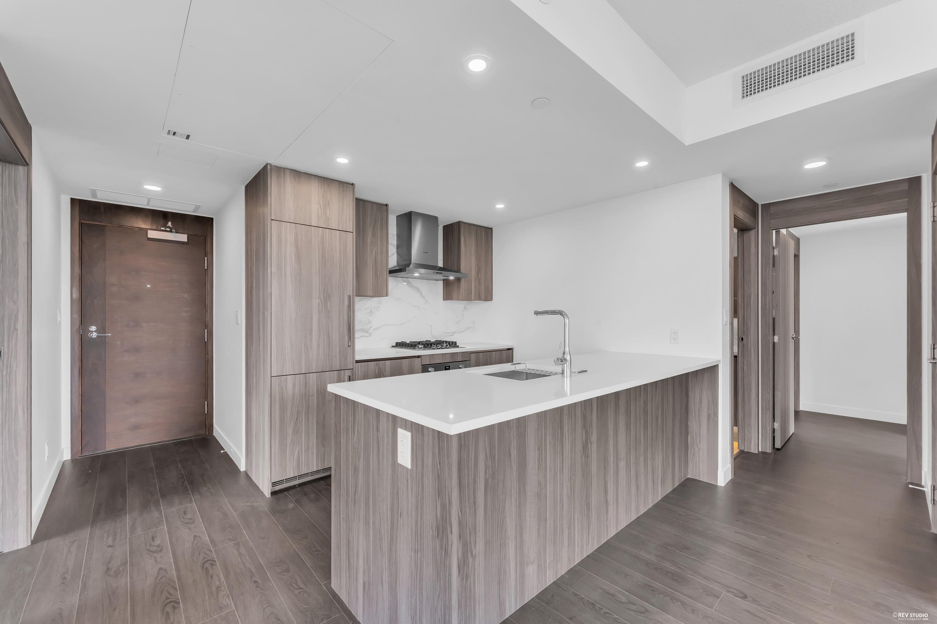 1307 - 13768 100 Avenue, Surrey, V3T 0V2 — photo 4