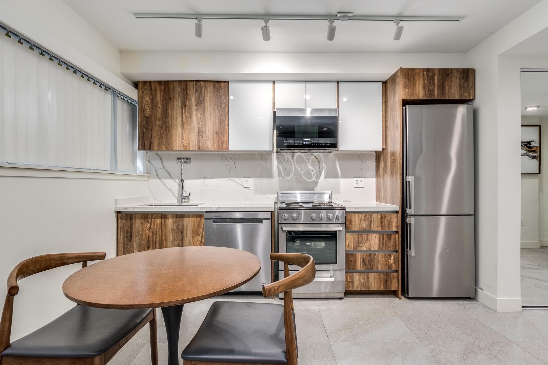 002 - 1170 Barclay Street, Vancouver, V6E 1H1 — photo 5