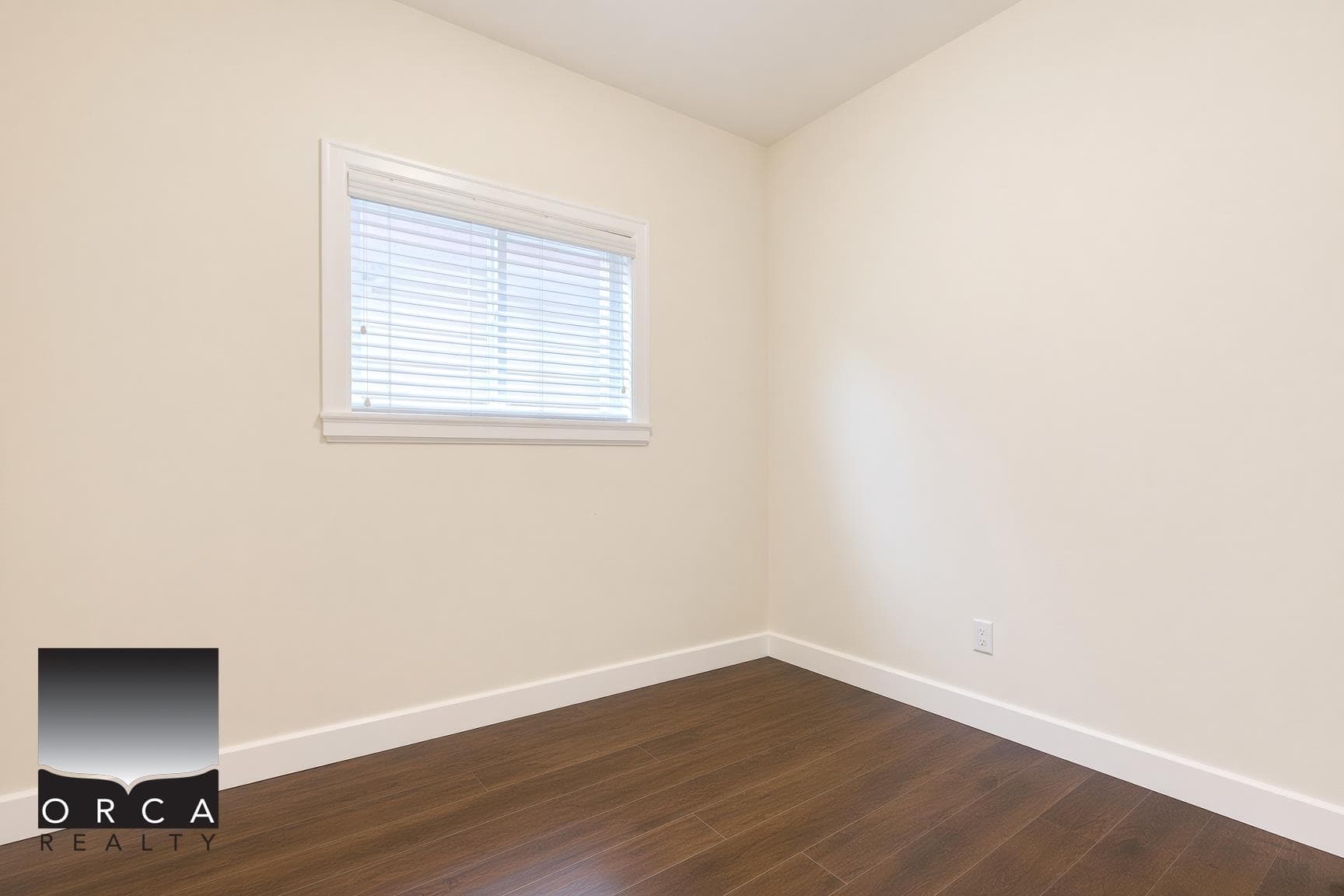 2572 E 2nd Avenue, Vancouver, V5M 1C6 — photo 4
