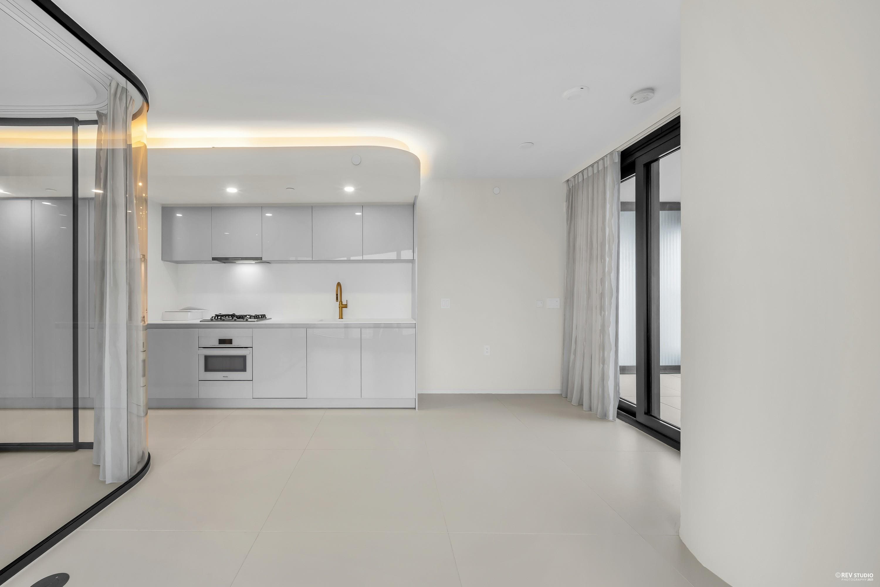 1033 Nelson Street, Vancouver, V6E 0E5 — photo 5
