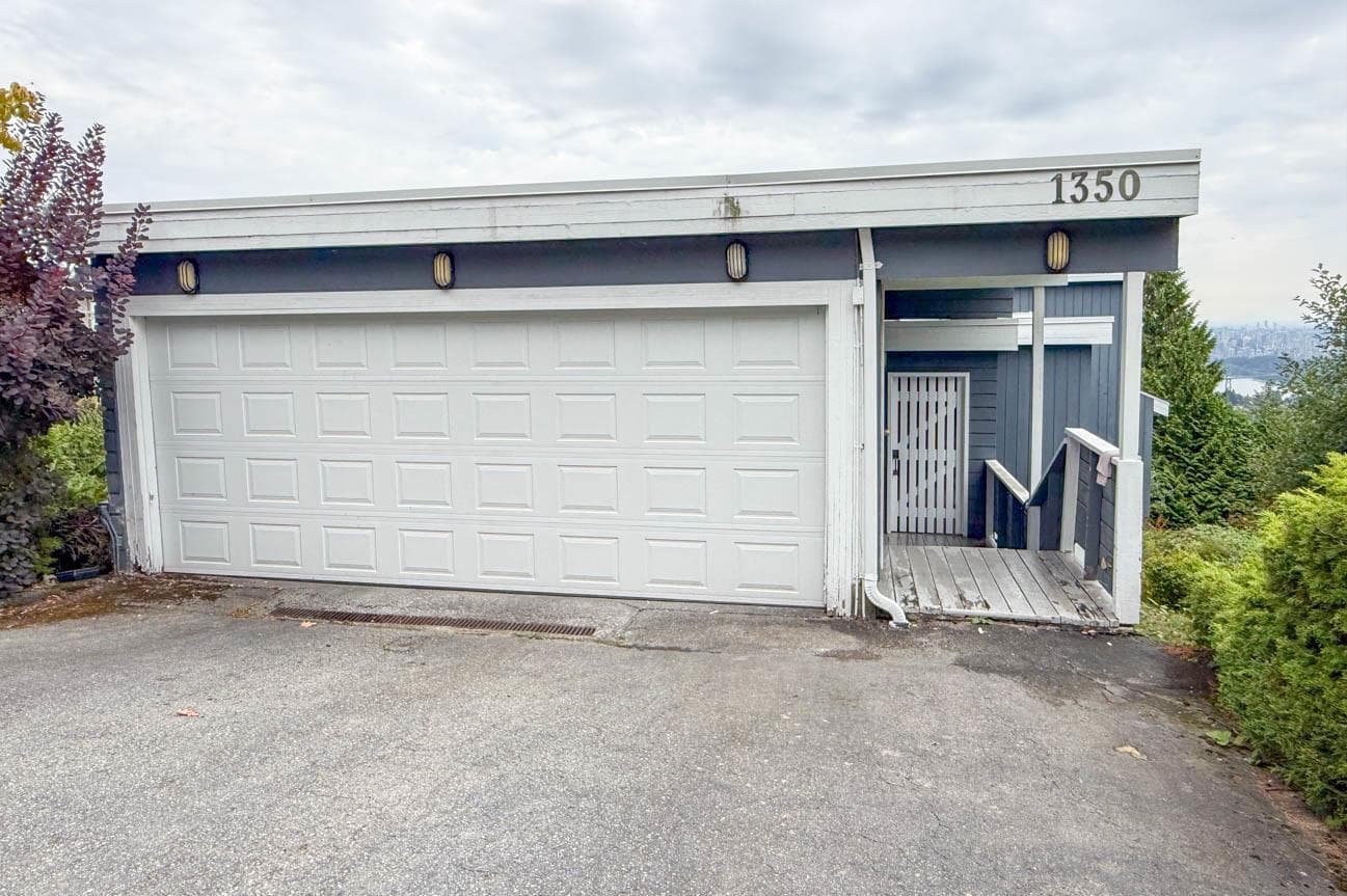 1350 Crestwell Road, West Vancouver, V7S 2P2 — photo 2