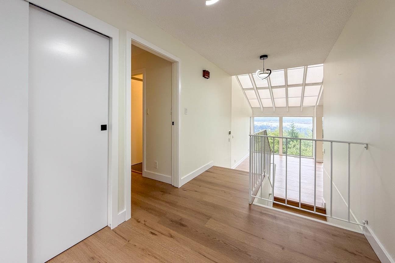 1350 Crestwell Road, West Vancouver, V7S 2P2 — photo 3