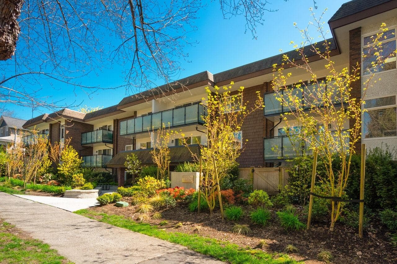 112 - 2250 Oxford Street, Vancouver, V5L 1G1 — photo 2