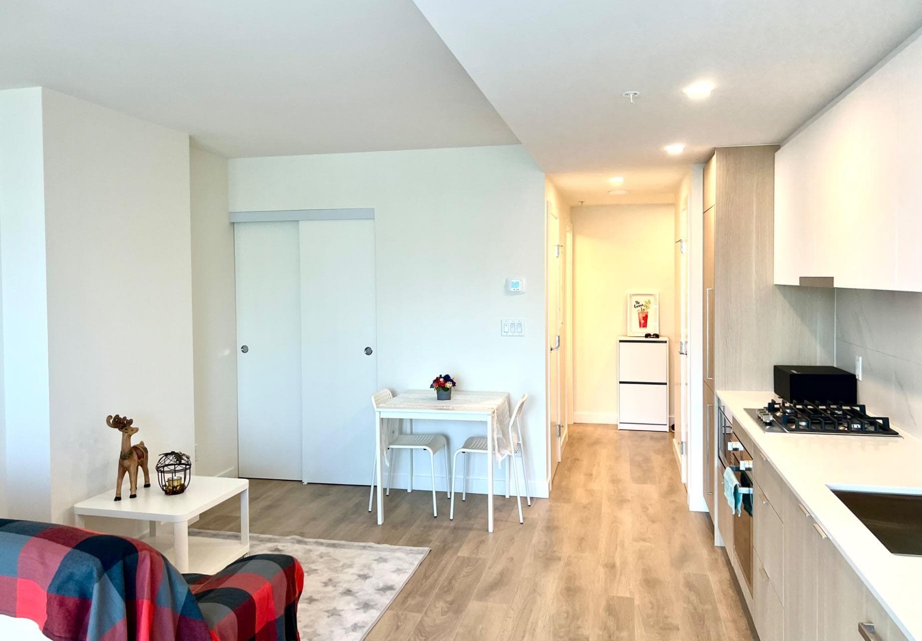 2210 - 318 Alderson Avenue, Coquitlam, V3K 0J1 — photo 2